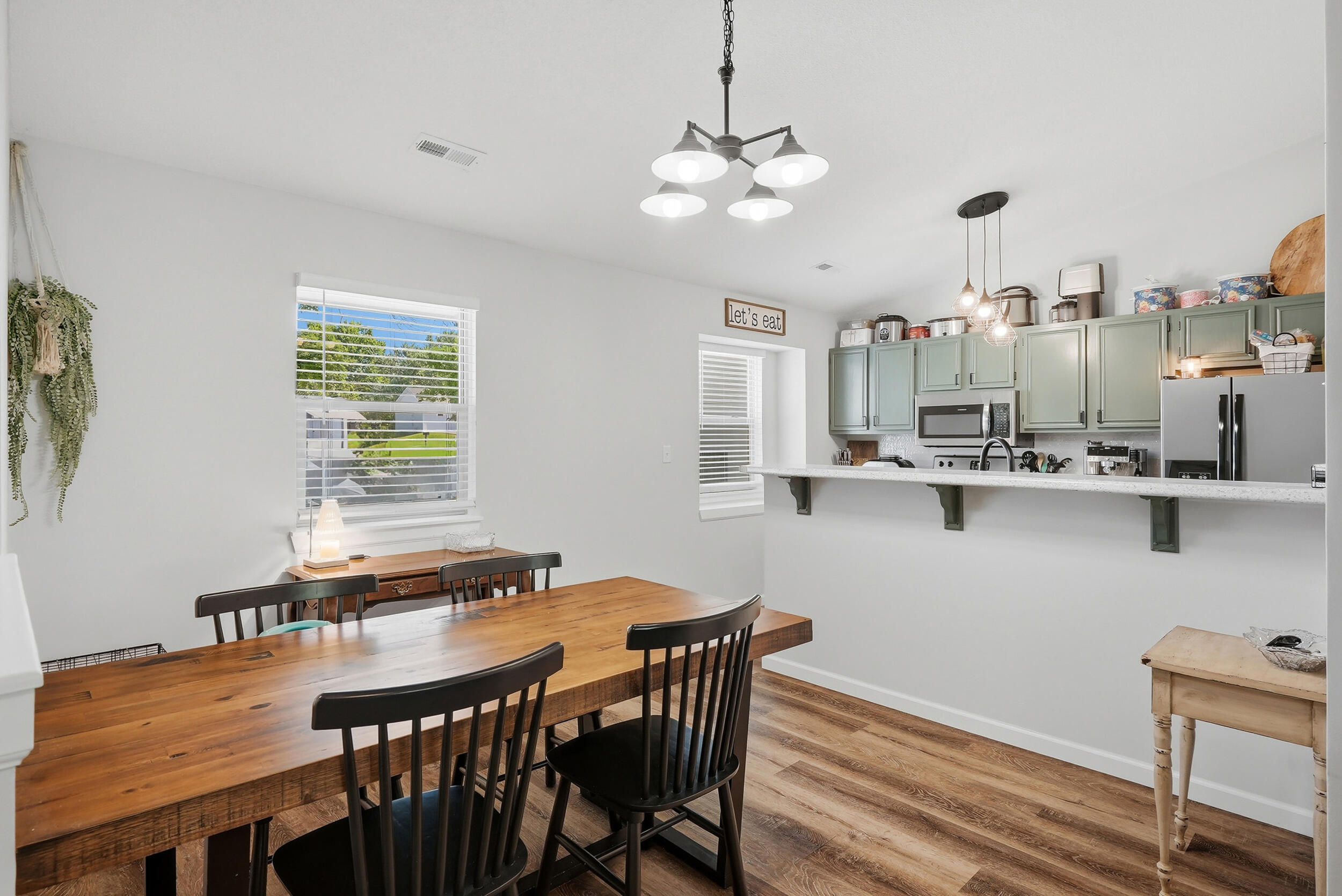 5504 FERN FLOWER CT
