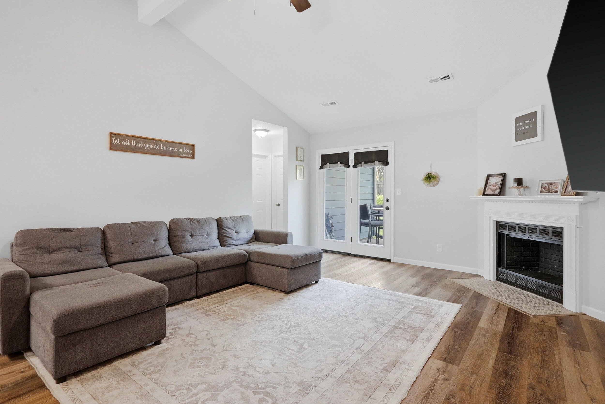 5504 FERN FLOWER CT