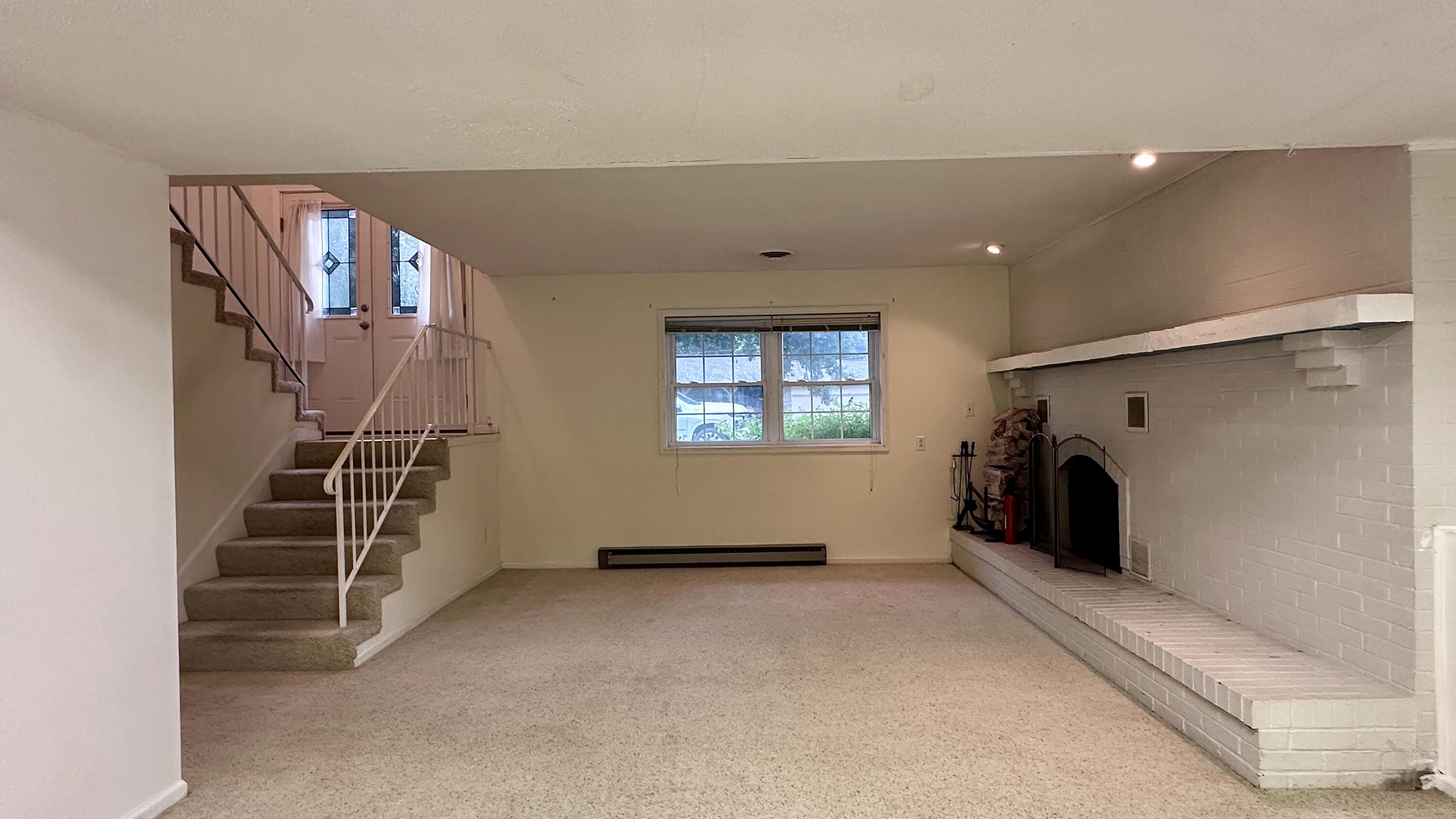 2616 PINE DR
