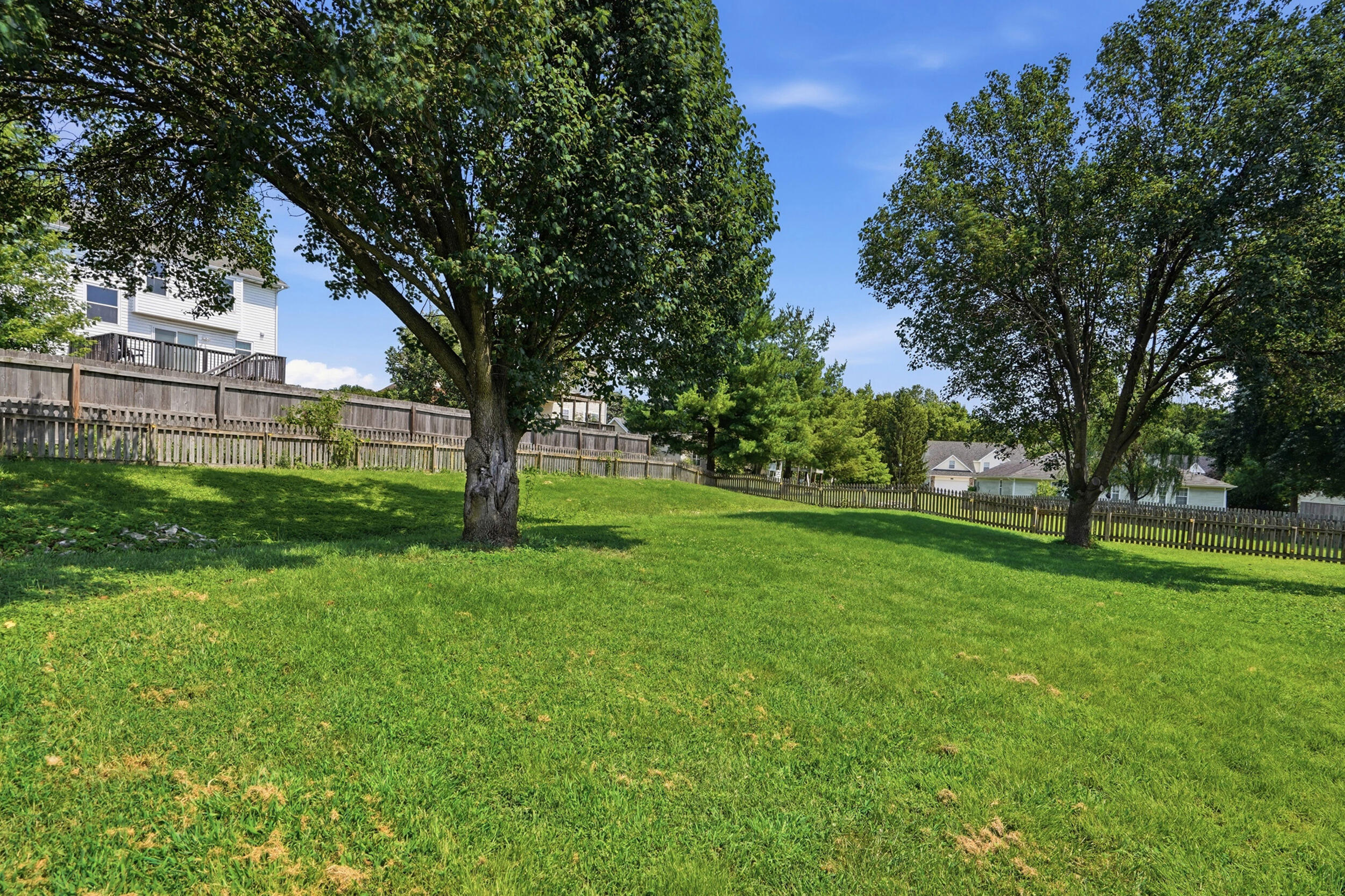 1515 THOROUGHBRED CIR