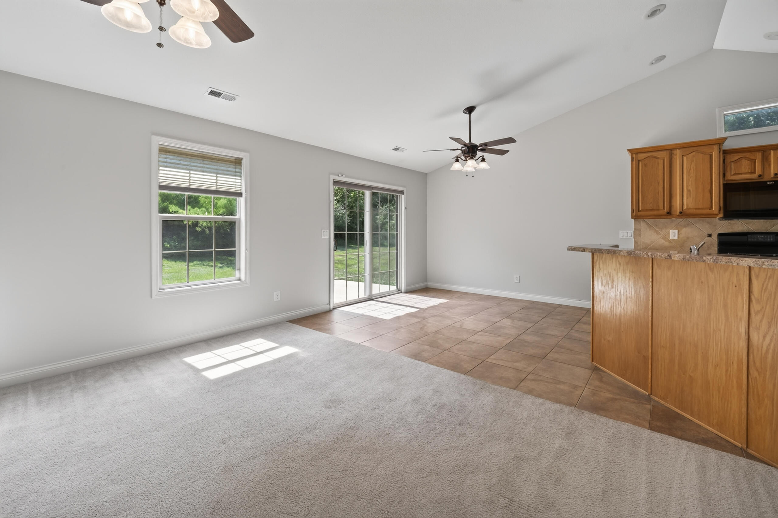 2918 WOODS CROSSING DR