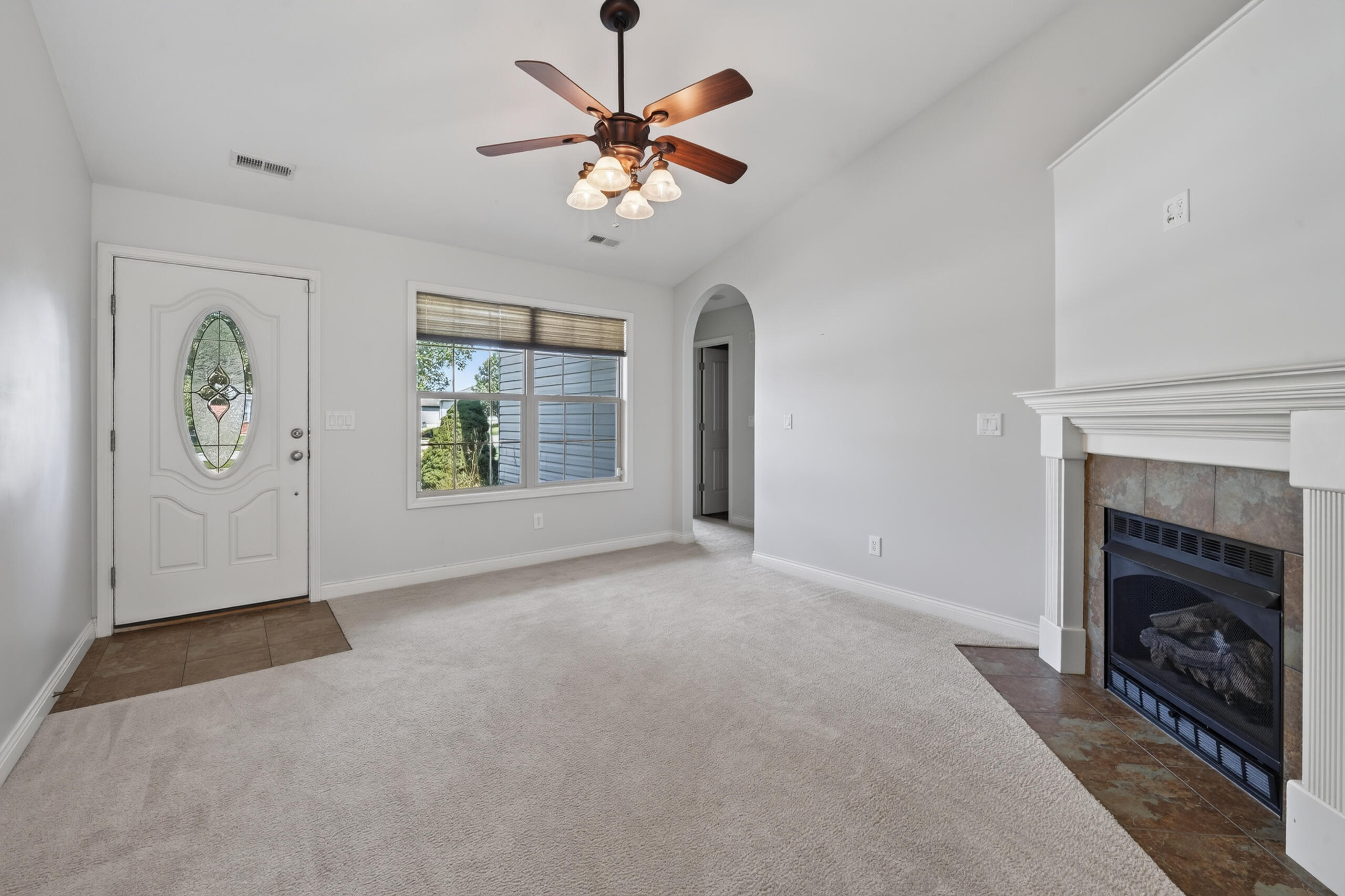 2918 WOODS CROSSING DR