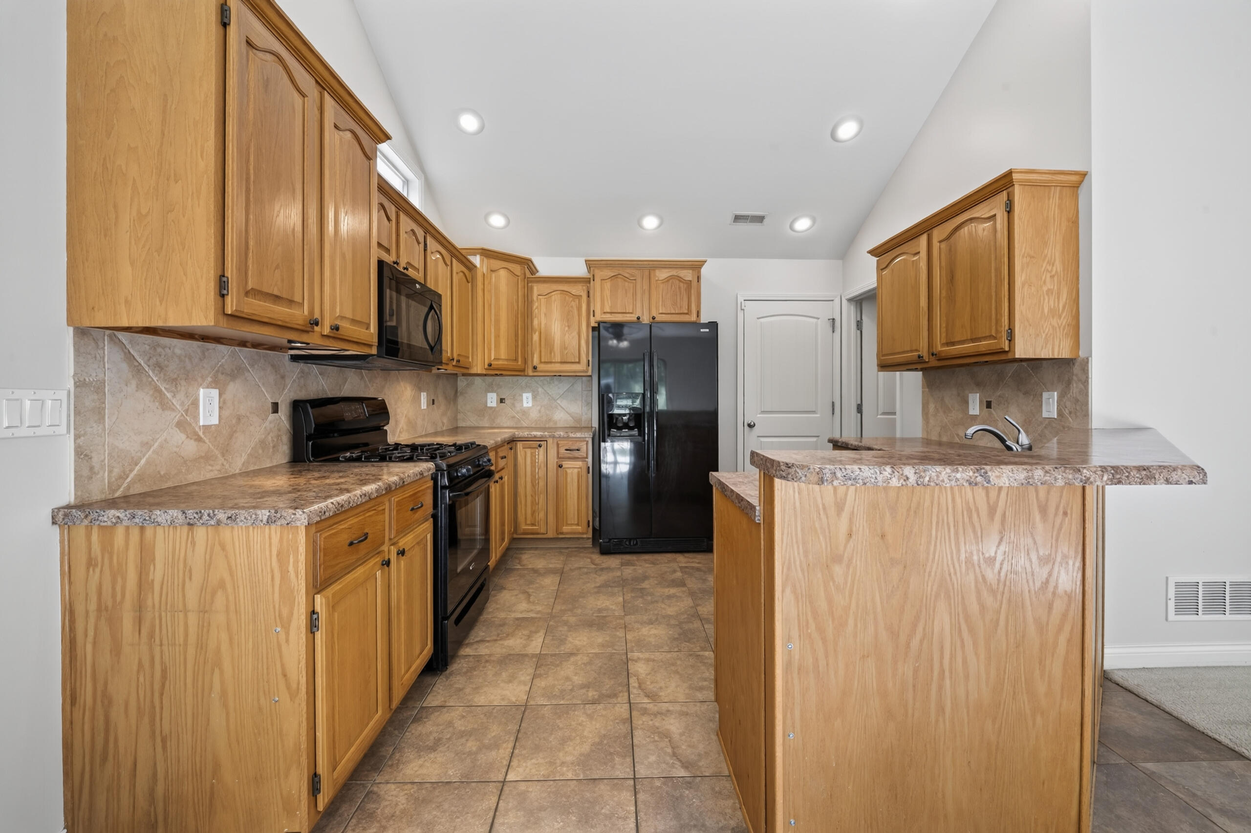 2918 WOODS CROSSING DR