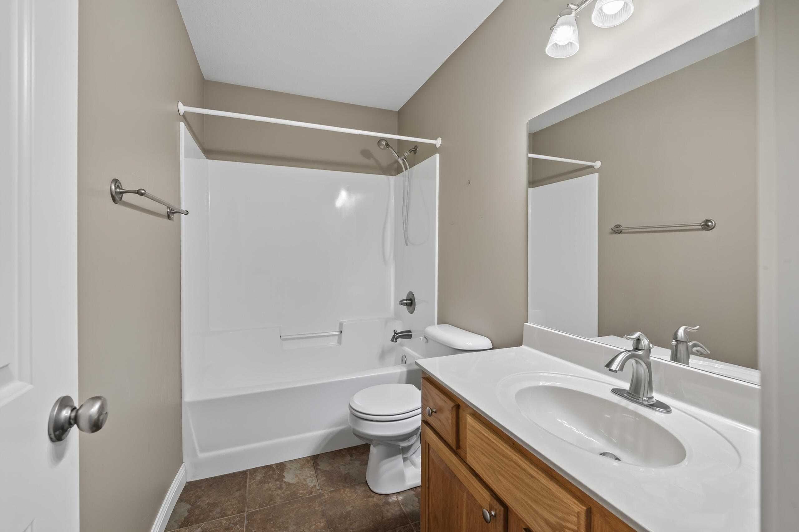2918 WOODS CROSSING DR