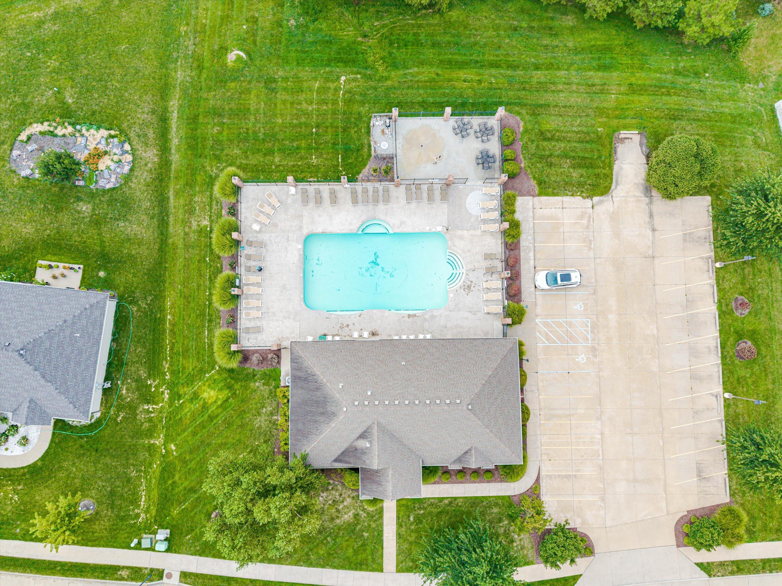 4001 ASTORIA WAY