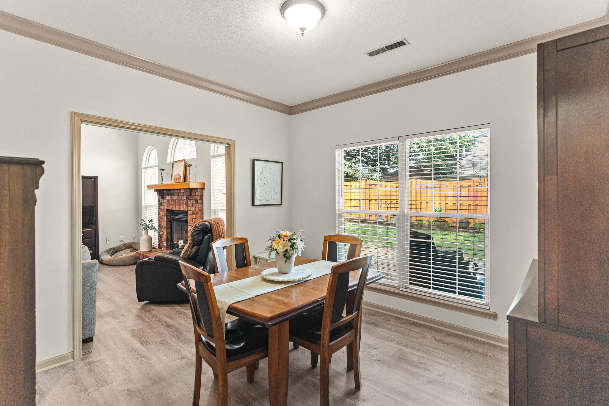 4111 WESTON DR