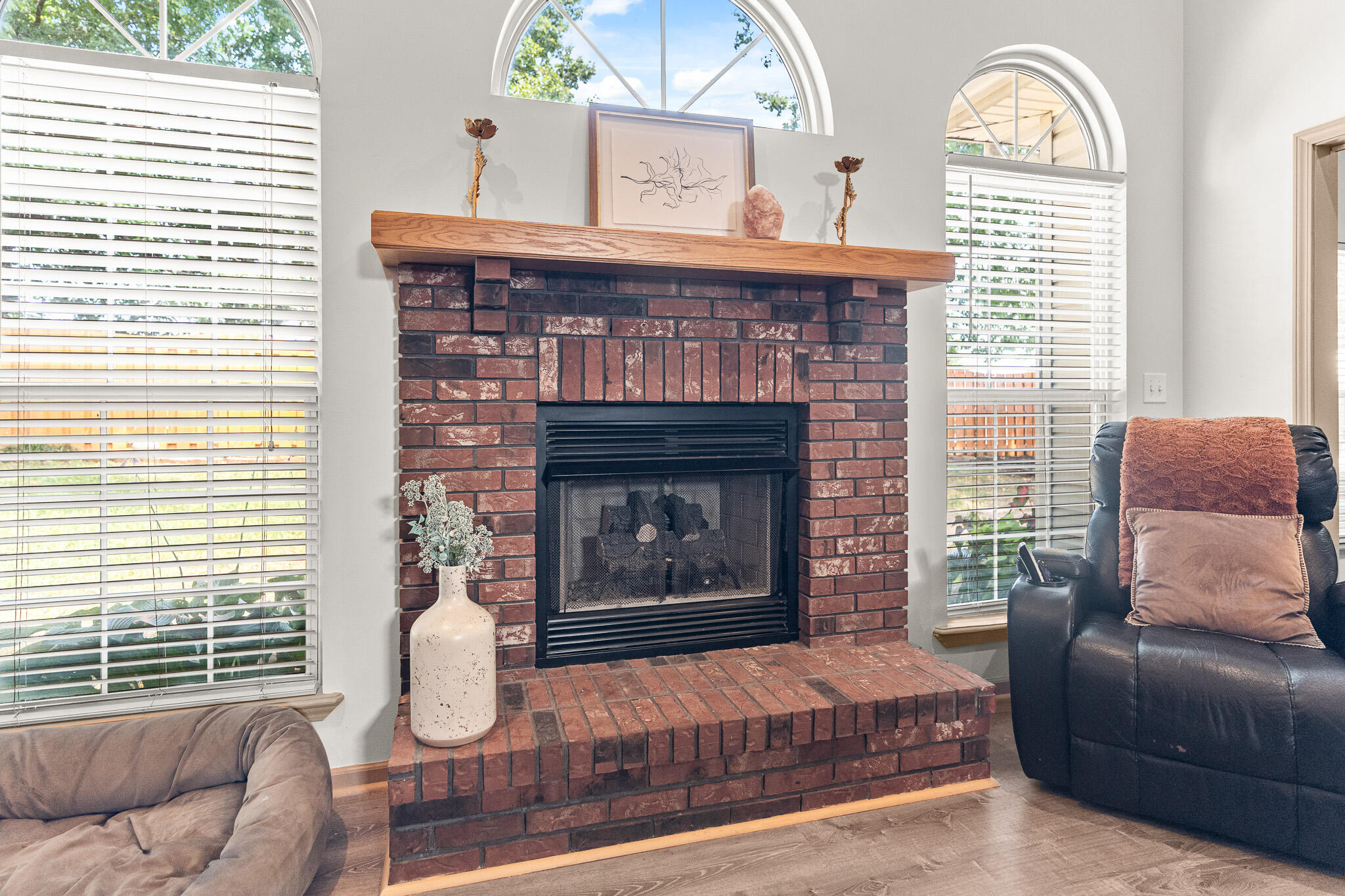 4111 WESTON DR
