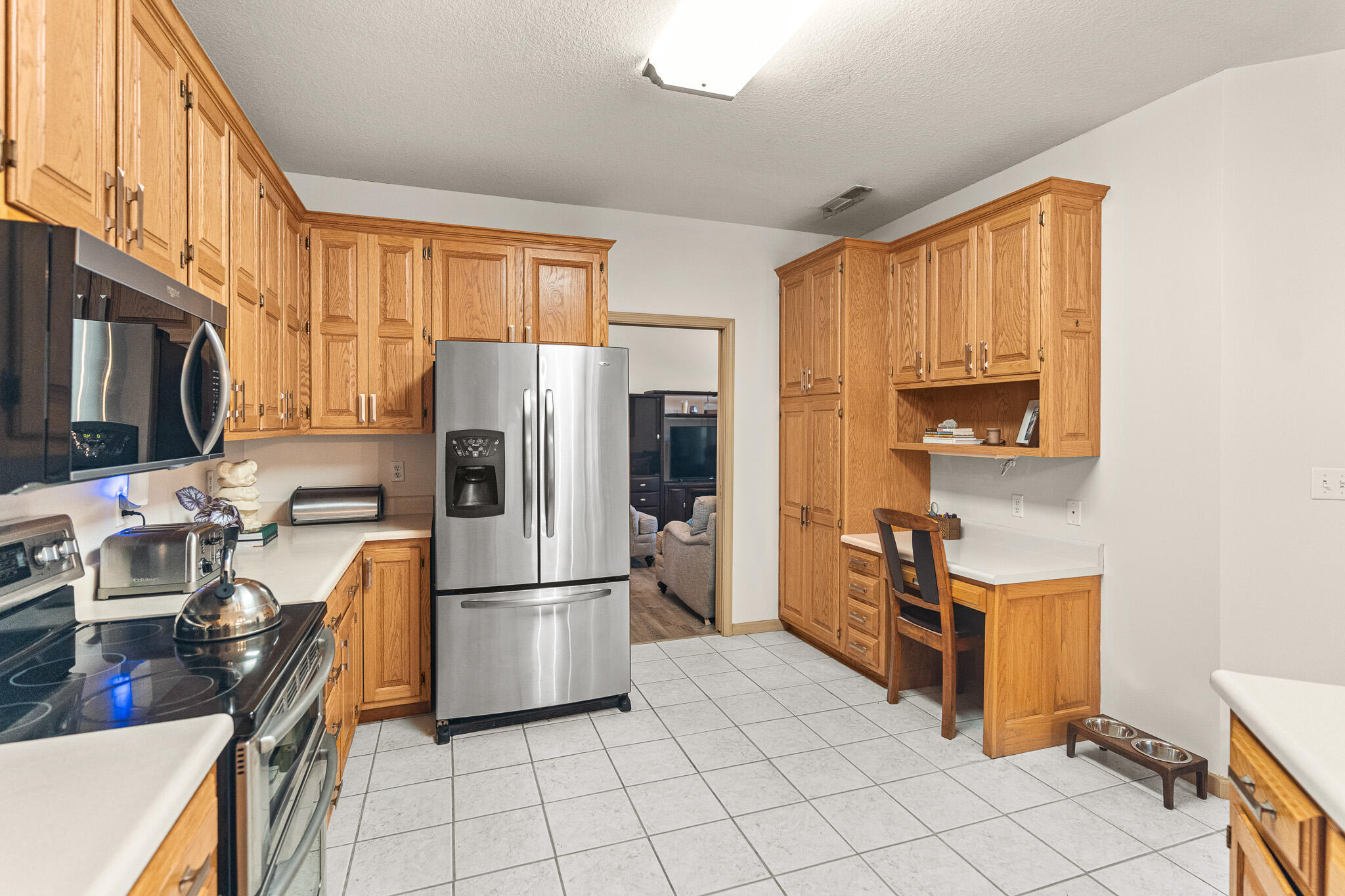 4111 WESTON DR