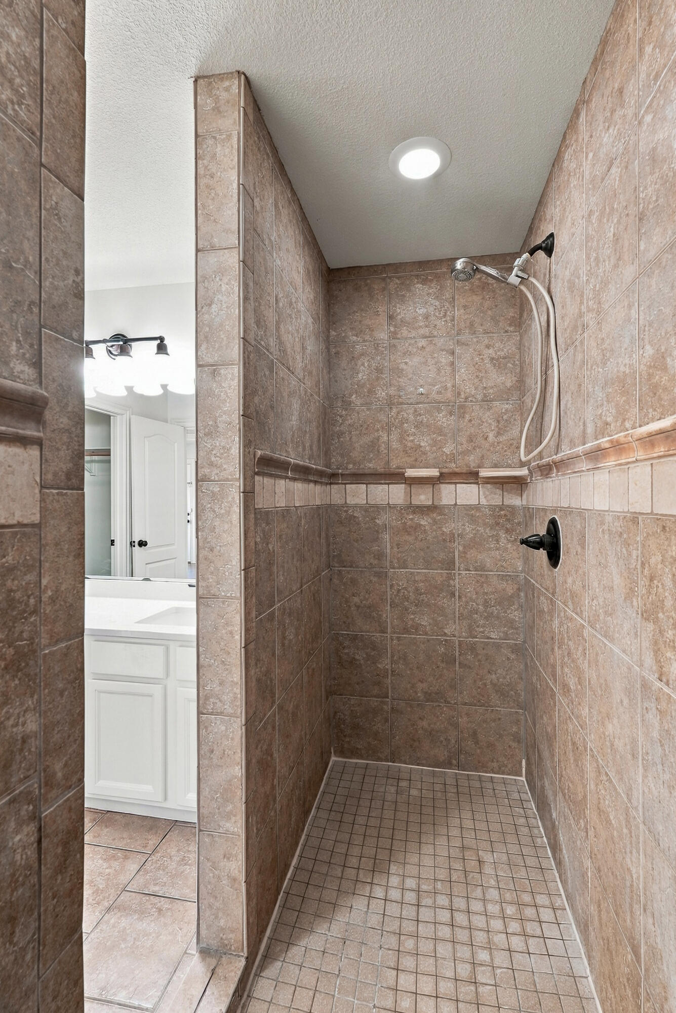 5001 STONE MOUNTAIN PKWY