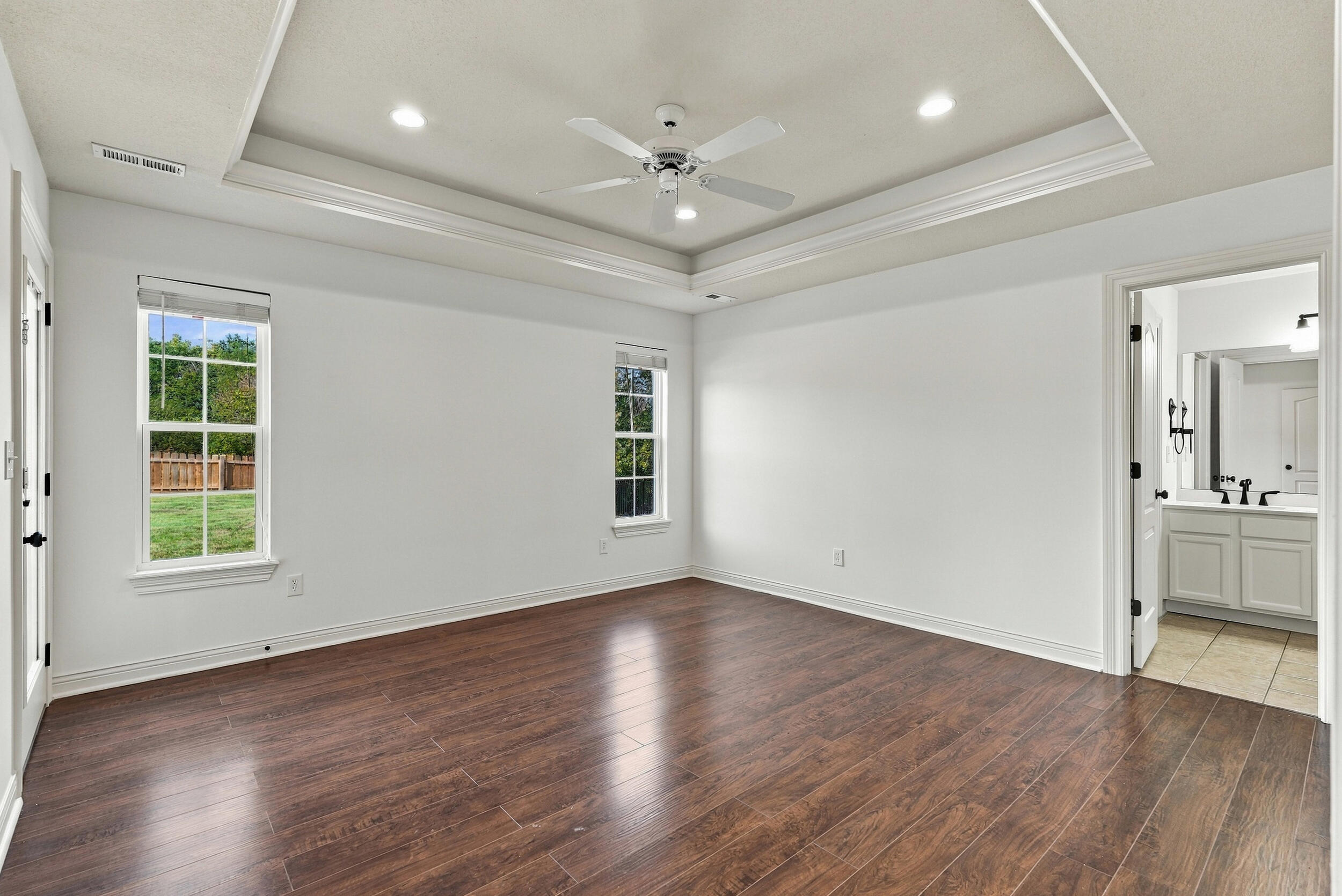 5001 STONE MOUNTAIN PKWY