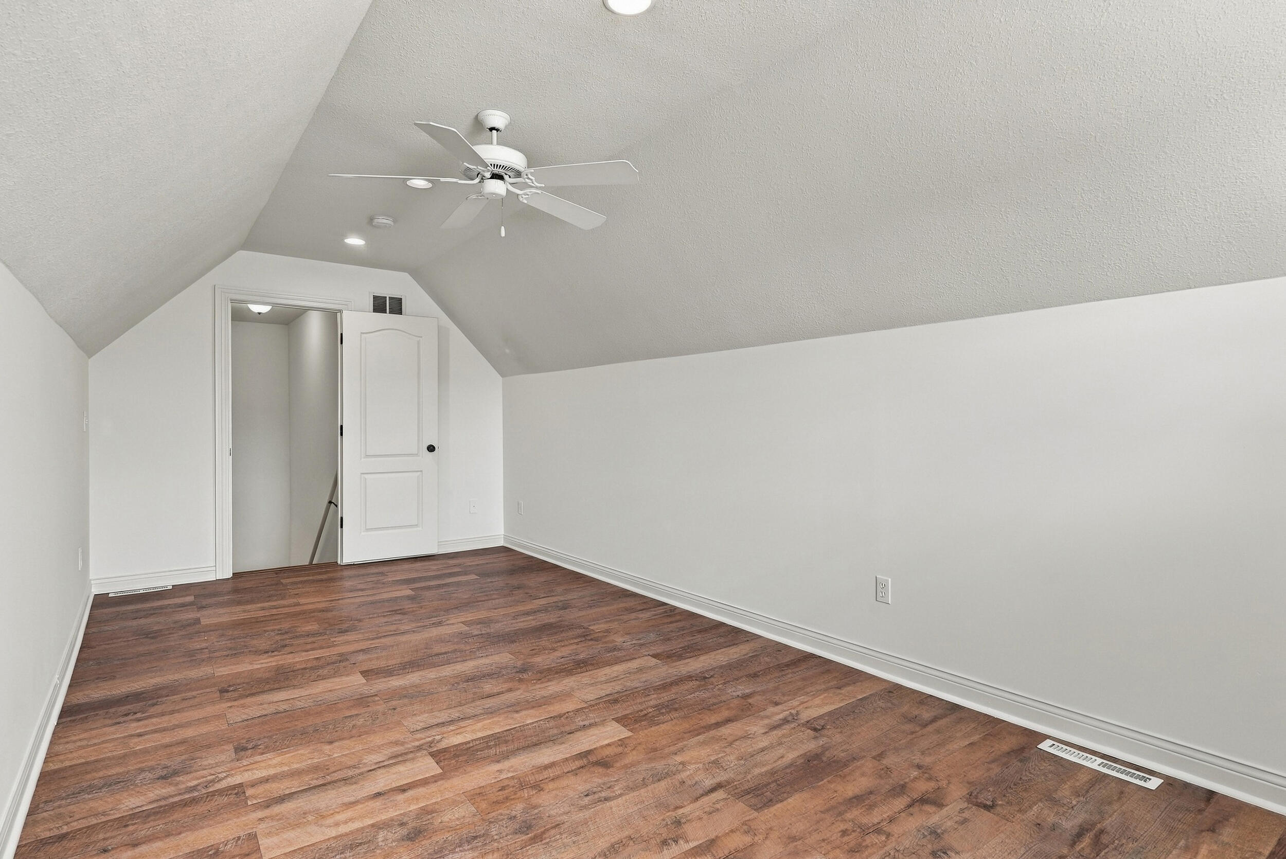 5001 STONE MOUNTAIN PKWY