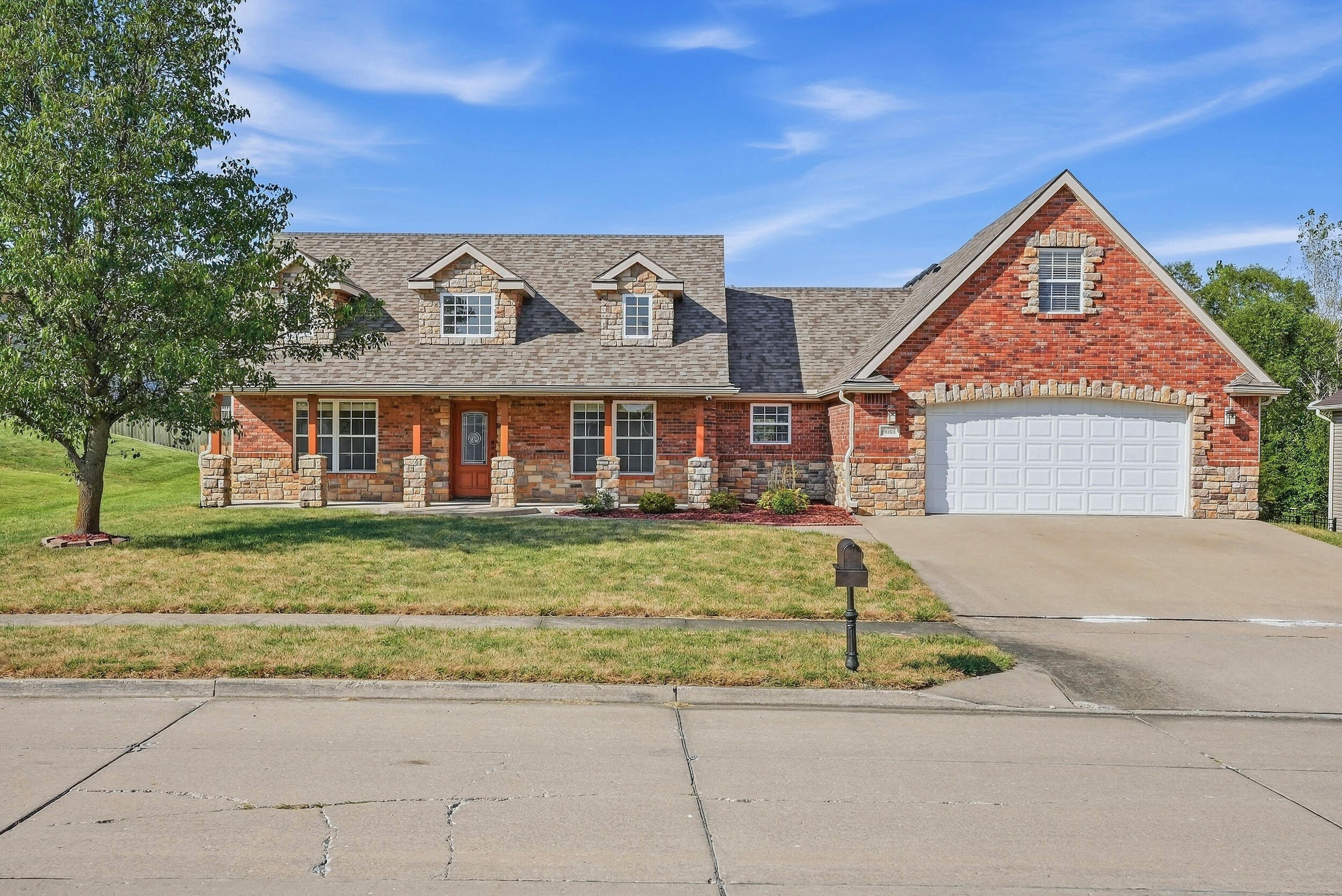 5001 STONE MOUNTAIN PKWY