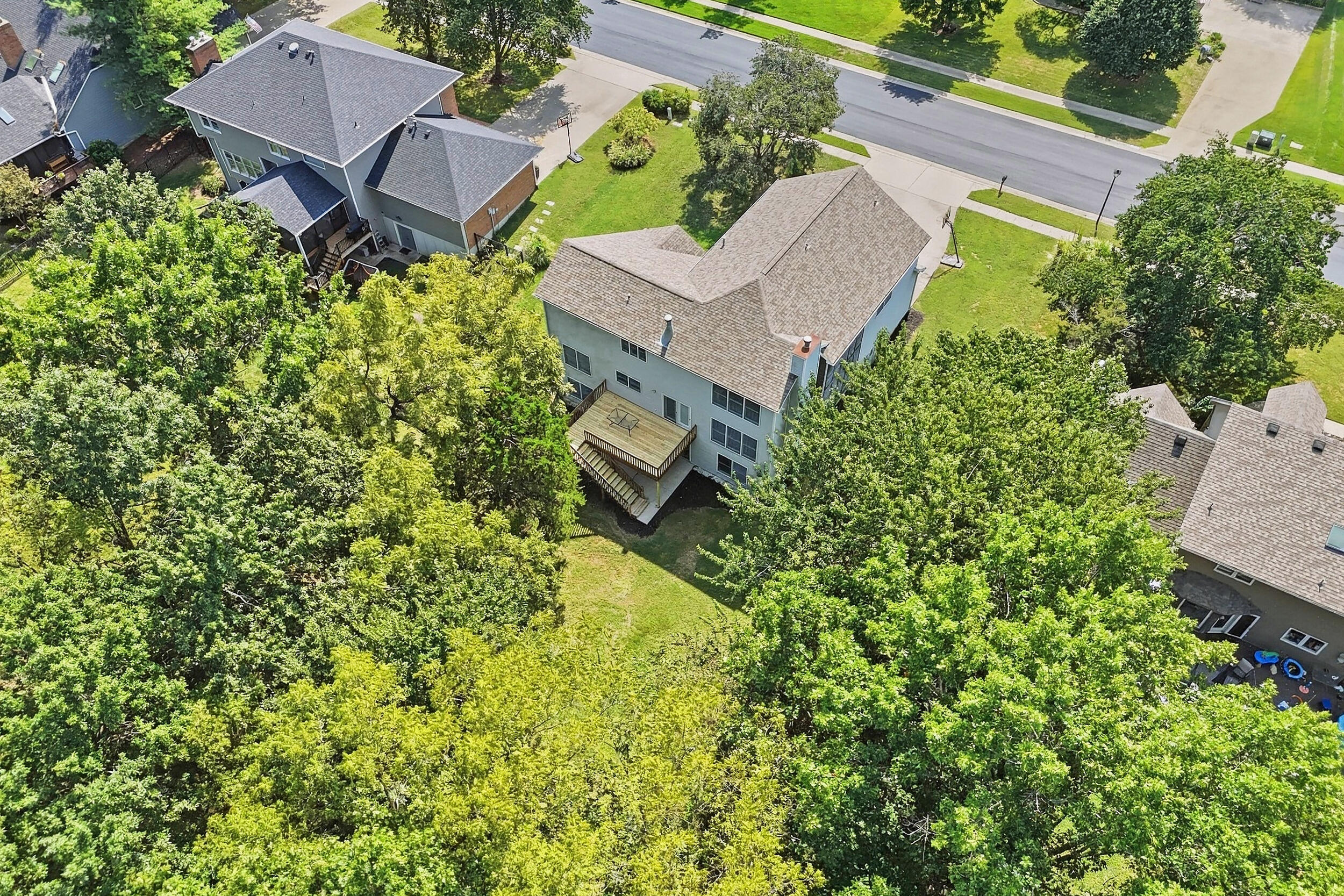 1213 DUNBAR DR