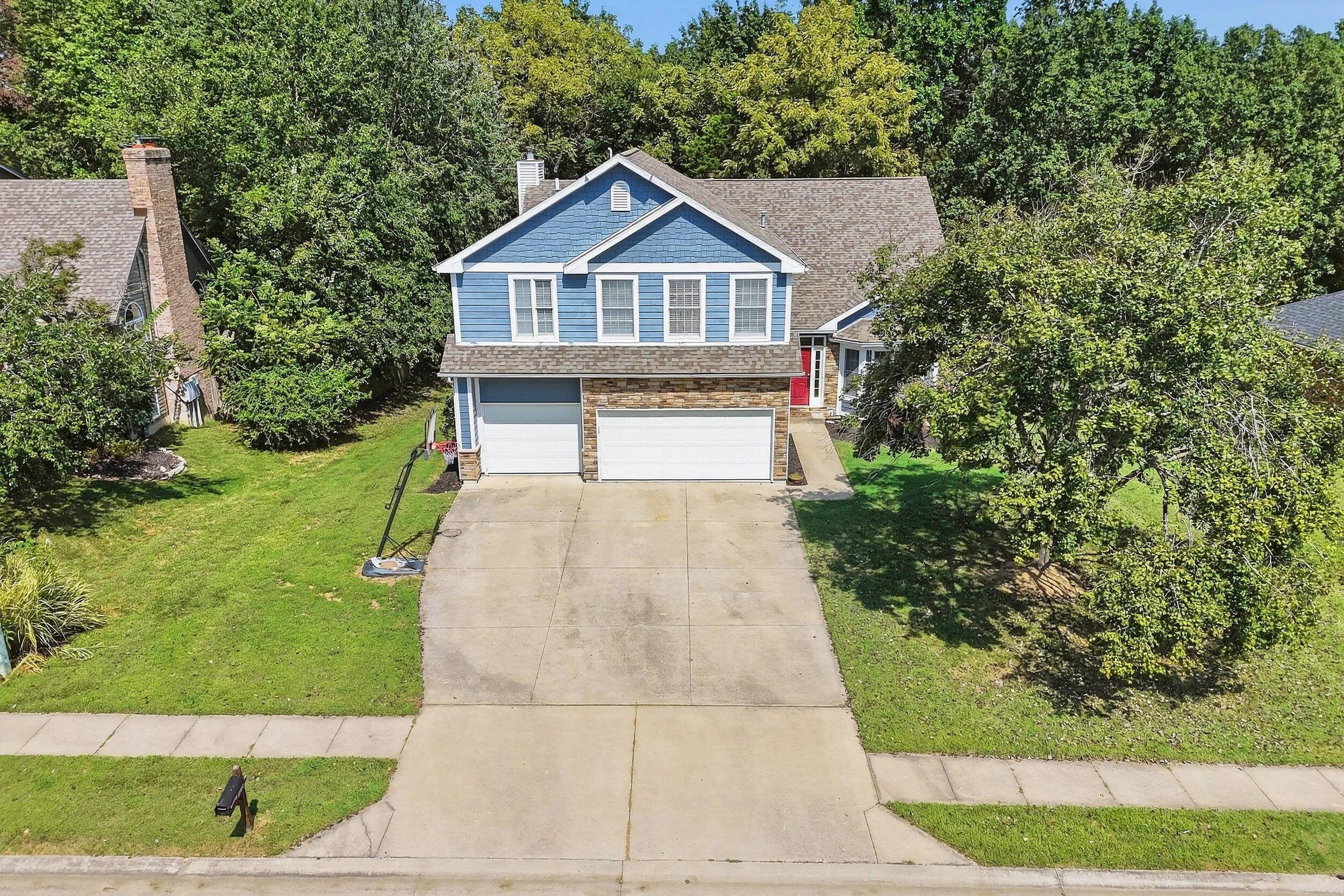 1213 DUNBAR DR