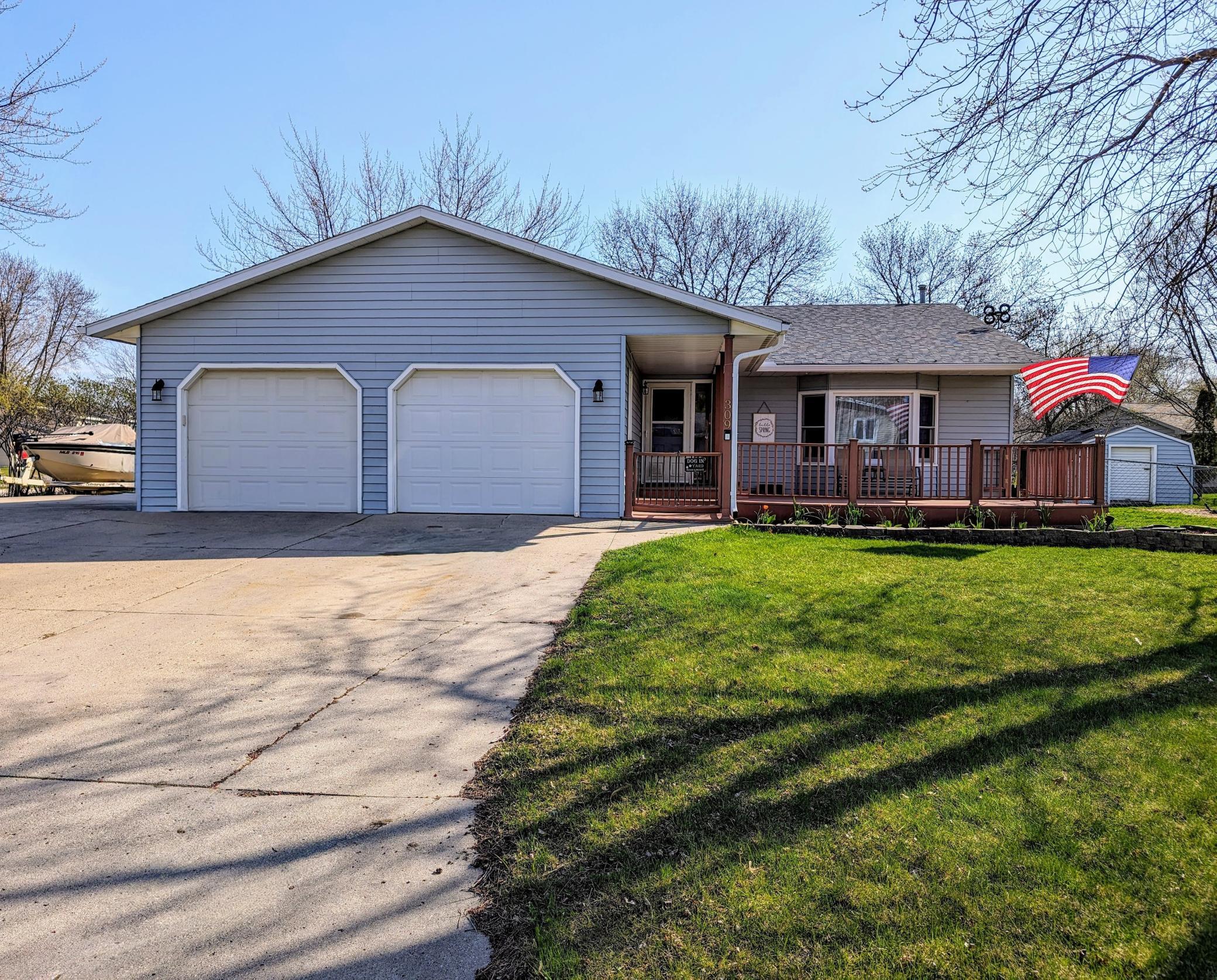 309 Boulder Street SW