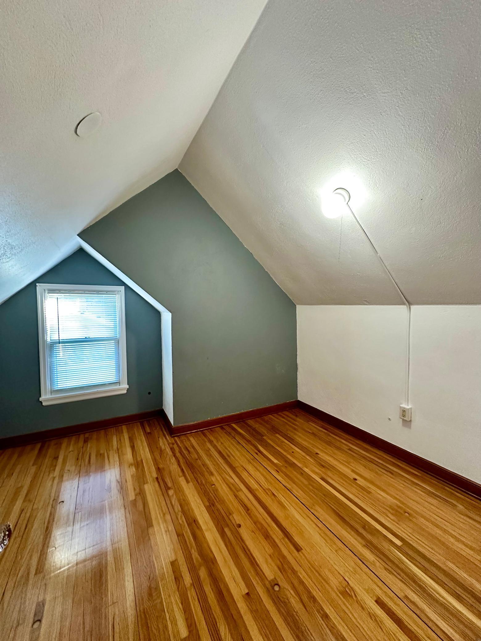 218 NW 4th Street