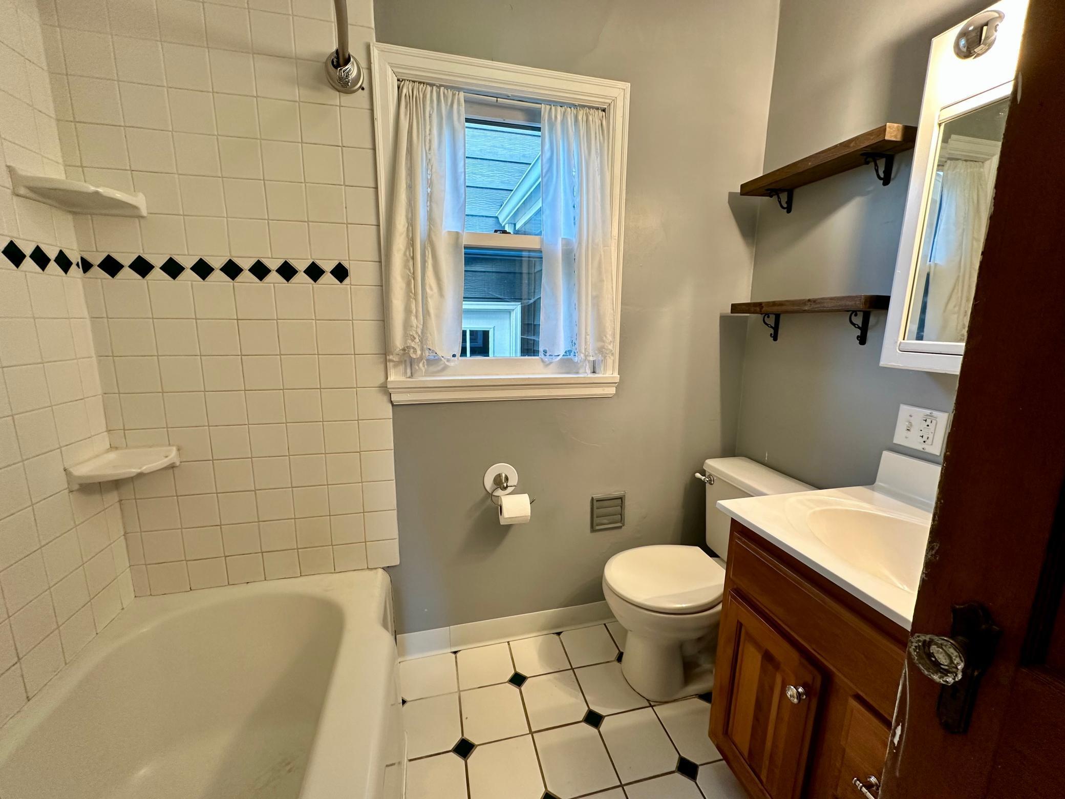 218 NW 4th Street