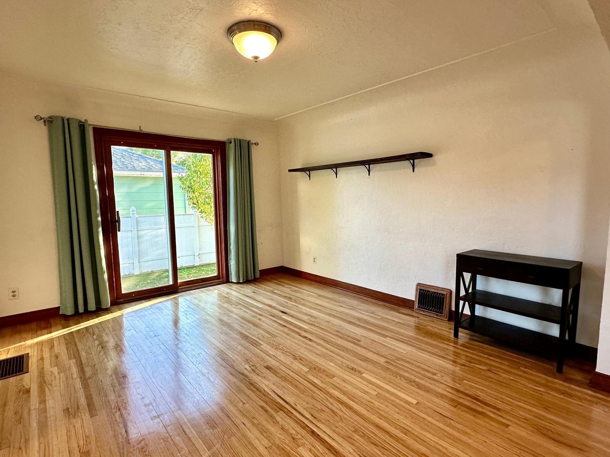 218 NW 4th Street