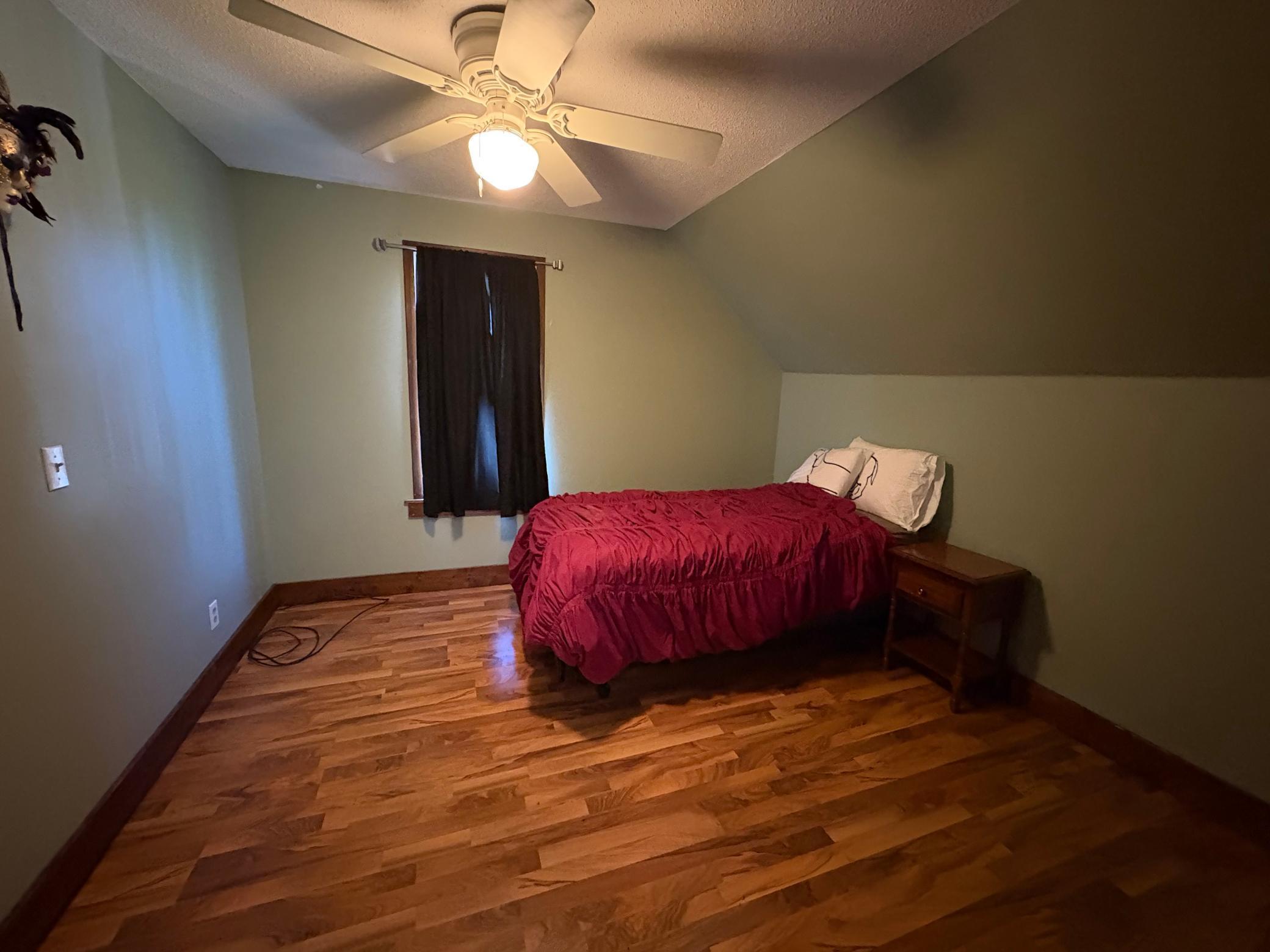 1105 13th Street N