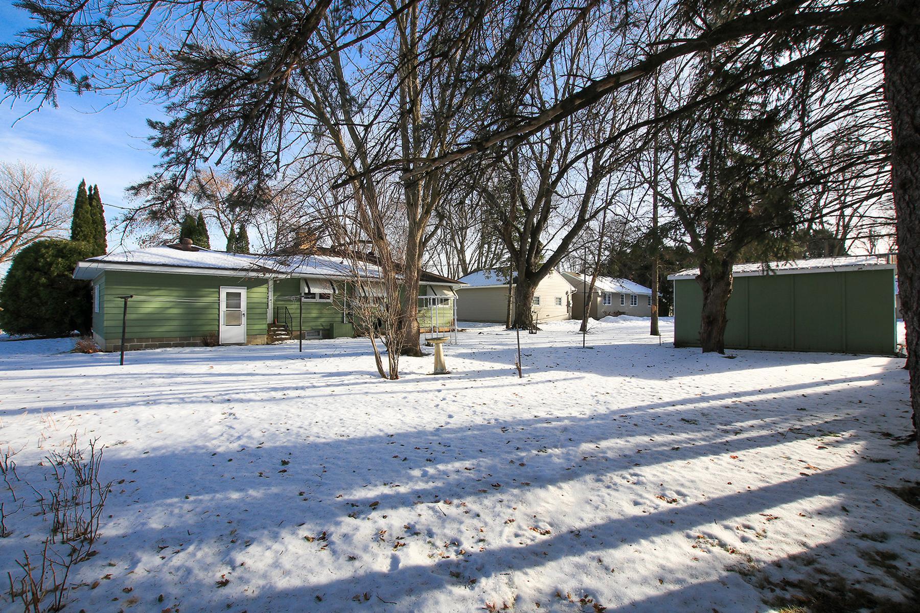409 Summit Avenue