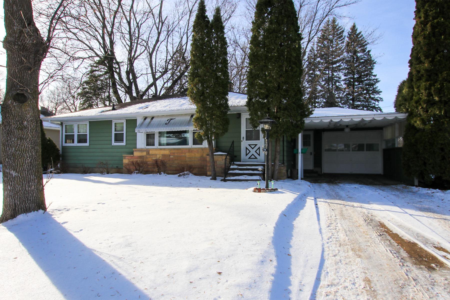409 Summit Avenue