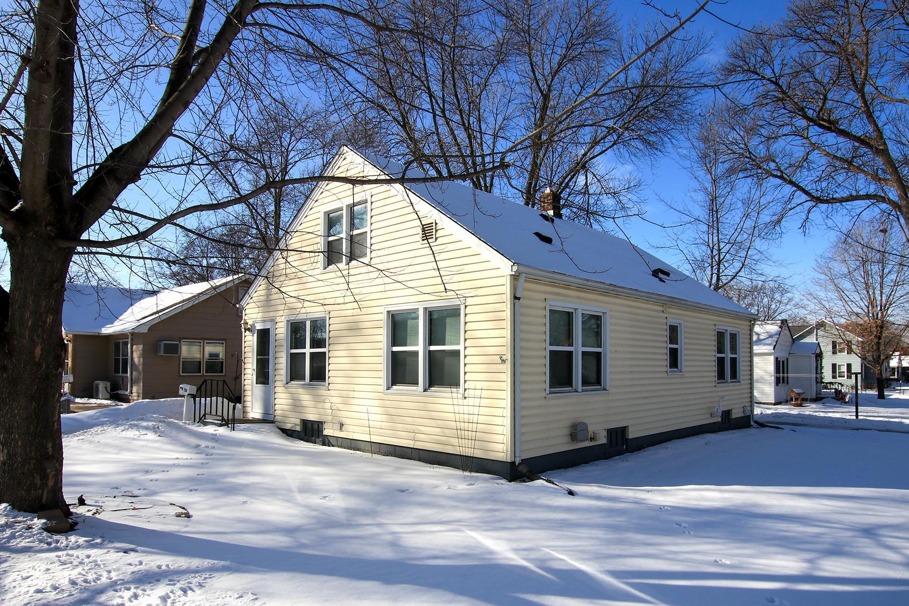 706 Lynn Road SW