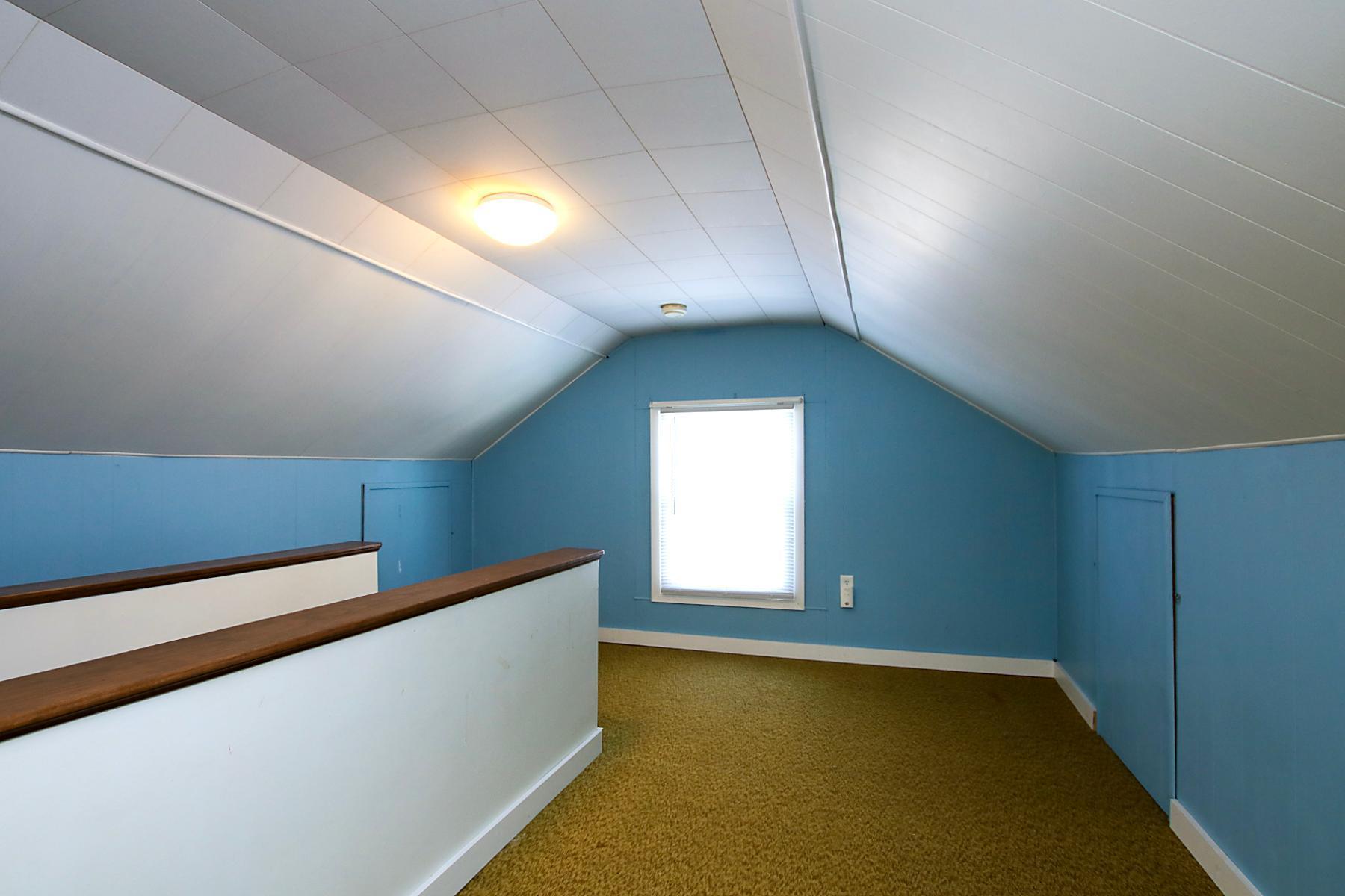 706 Lynn Road SW