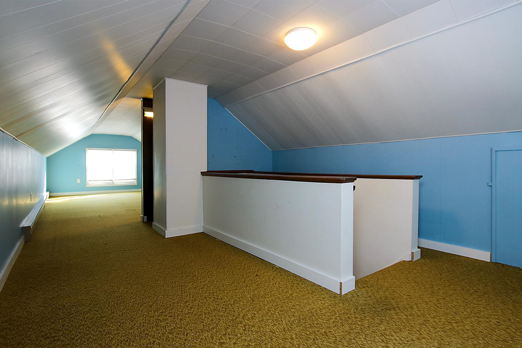 706 Lynn Road SW