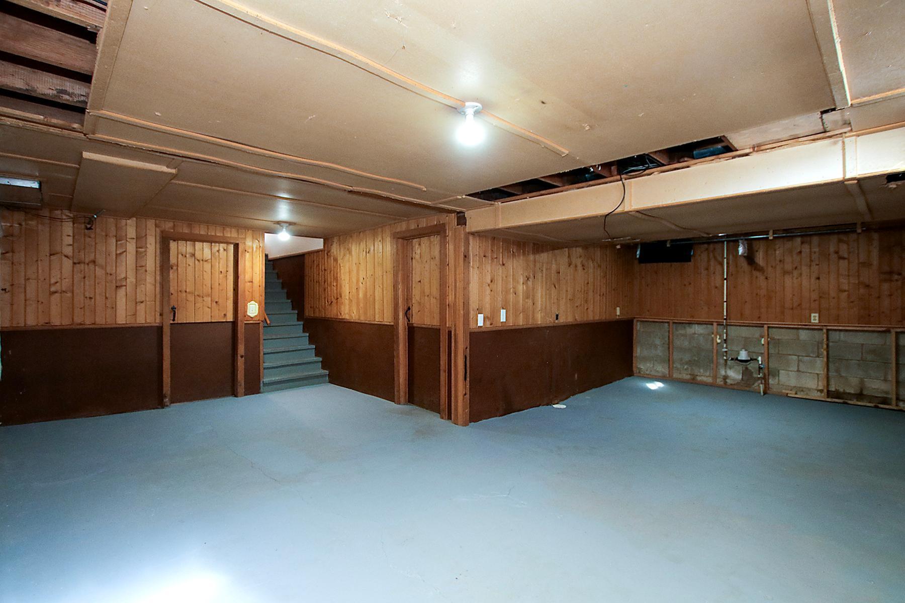 706 Lynn Road SW