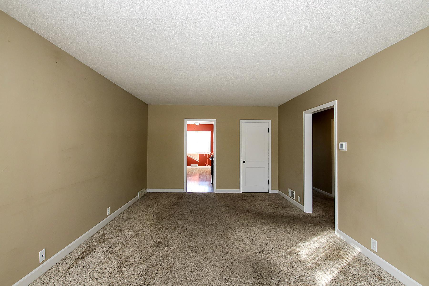 706 Lynn Road SW
