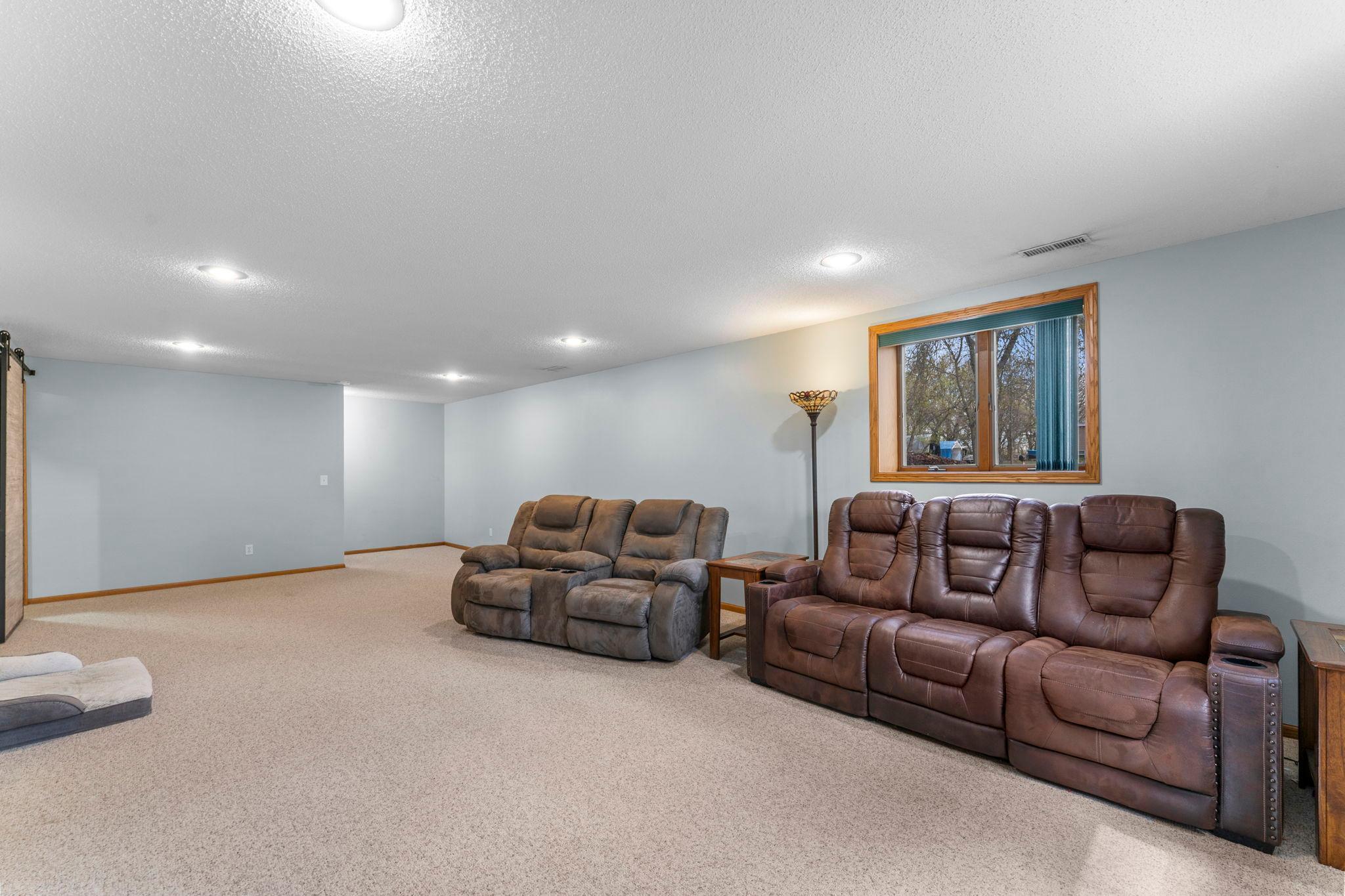 7675 Jasmine Loop NW