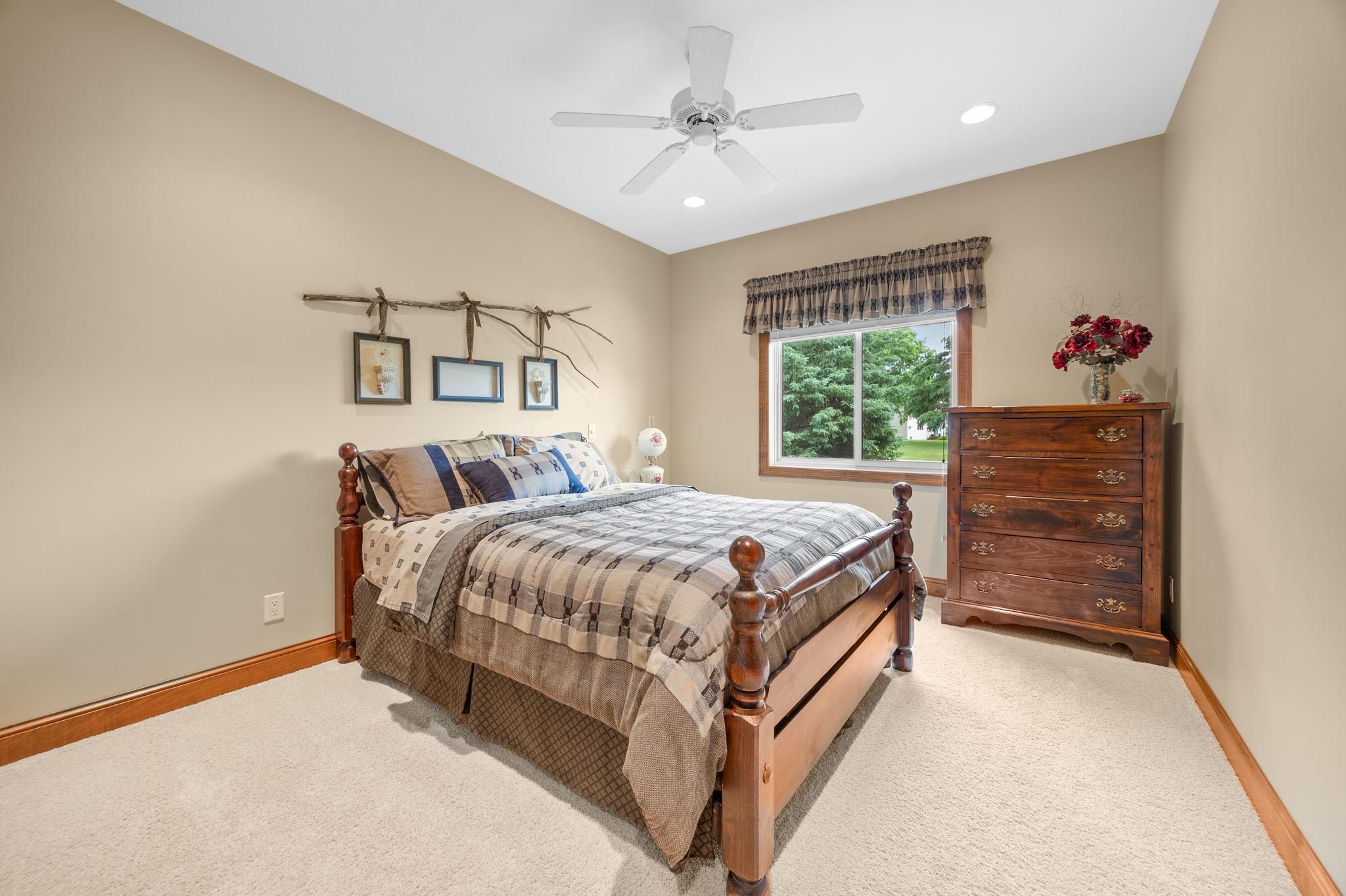 1278 Birdie Circle NW