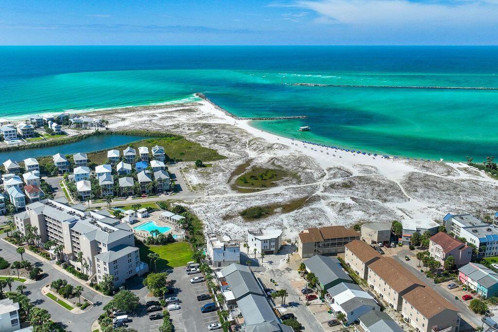 11 Gulf Breeze Court