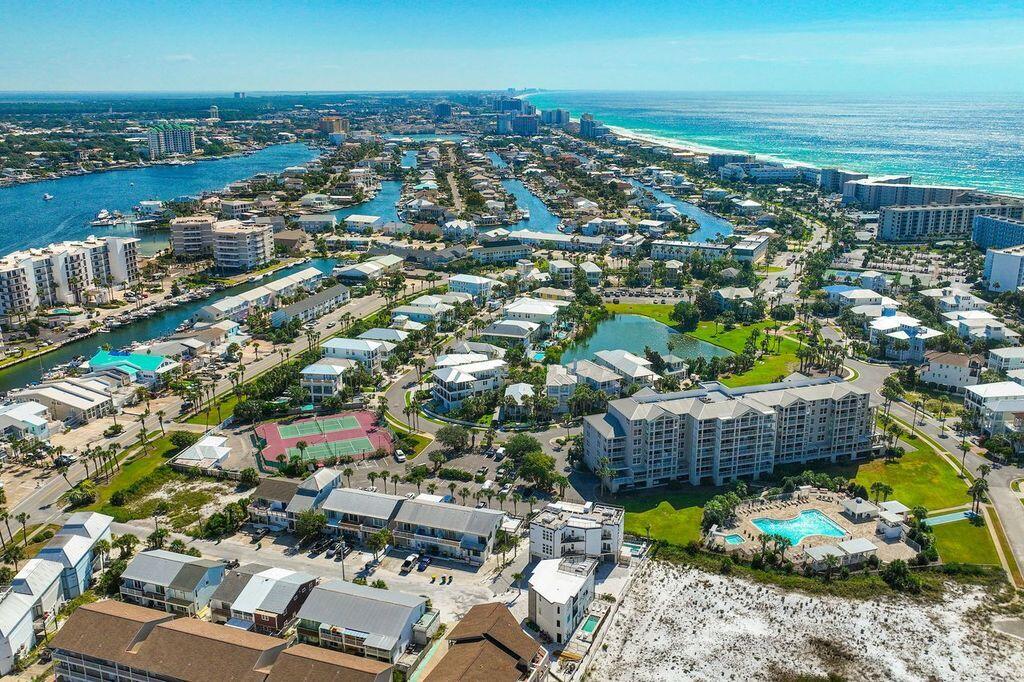 11 Gulf Breeze Court