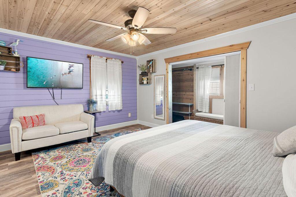 11 Gulf Breeze Court