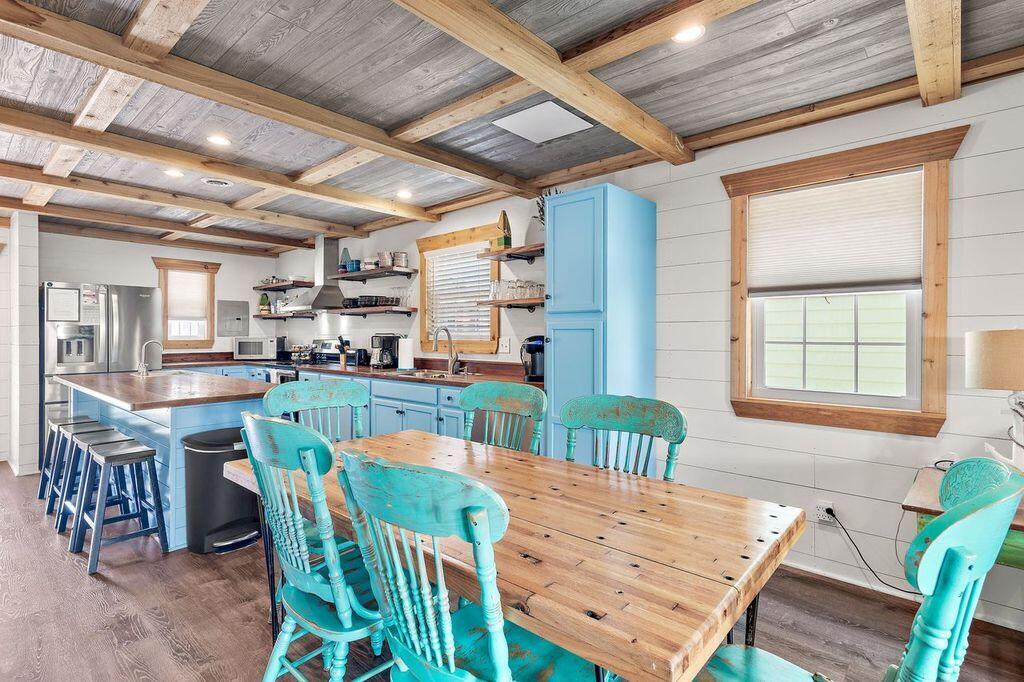11 Gulf Breeze Court