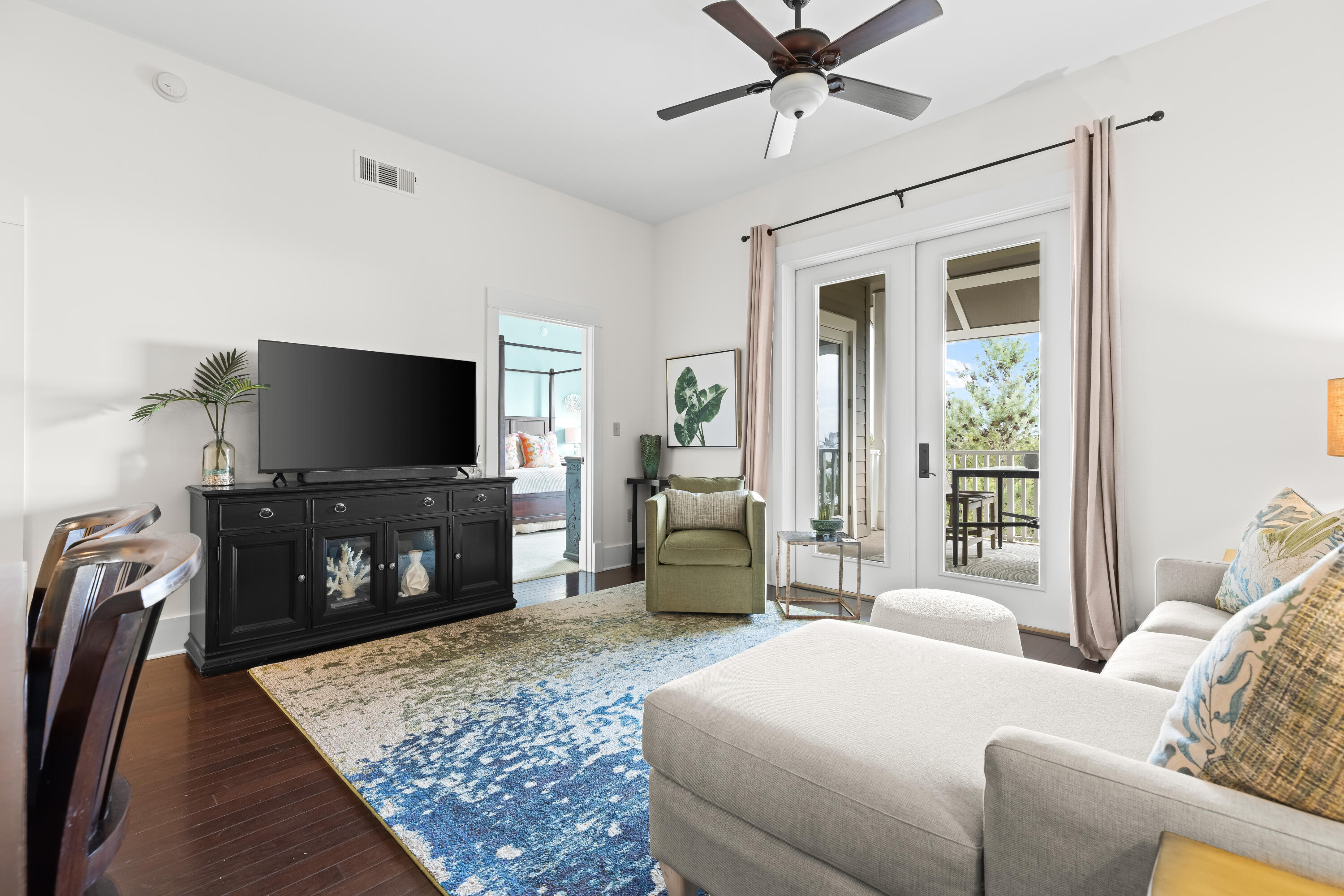 2046 W County Highway 30A # M2428