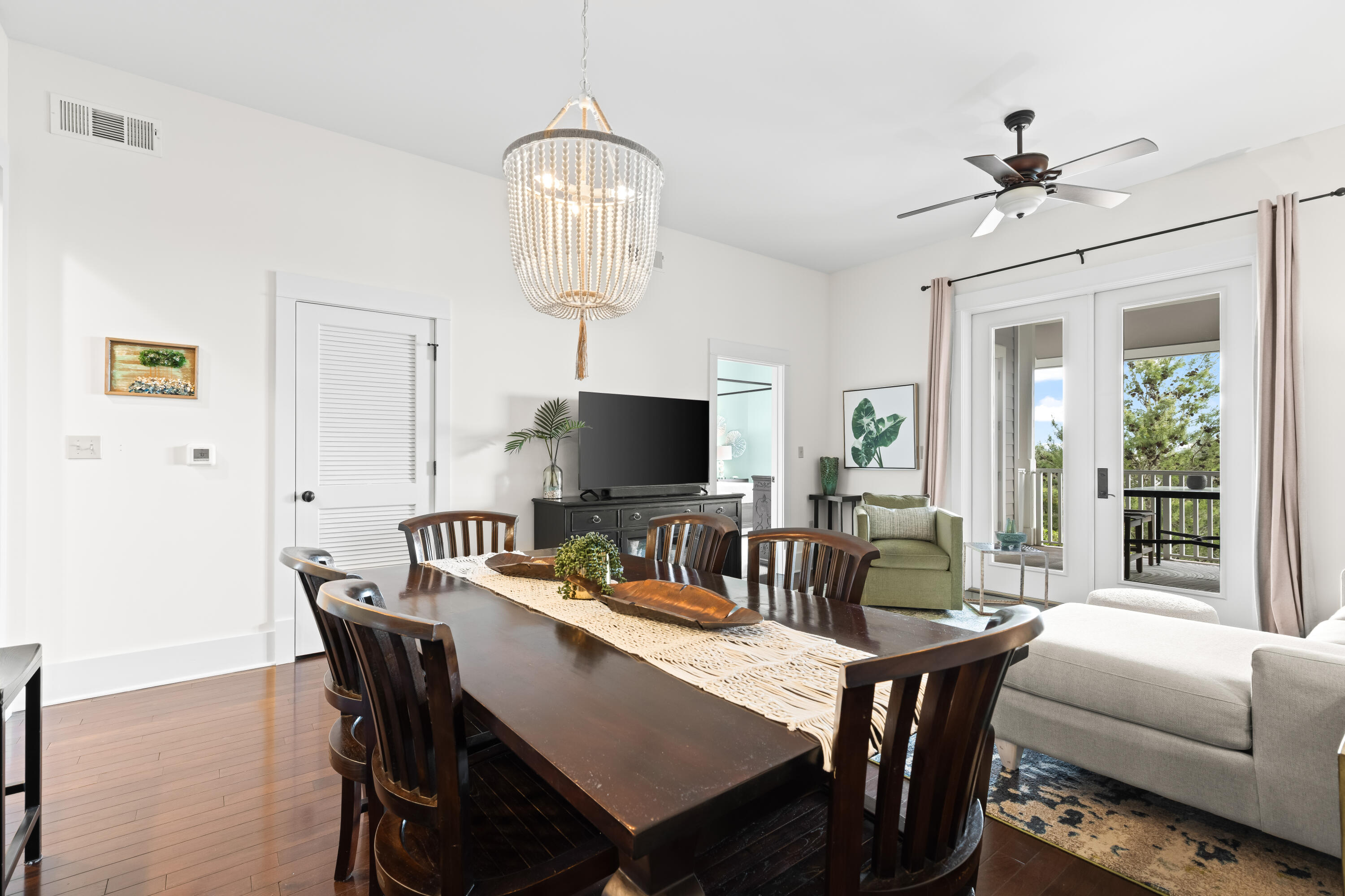 2046 W County Highway 30A # M2428