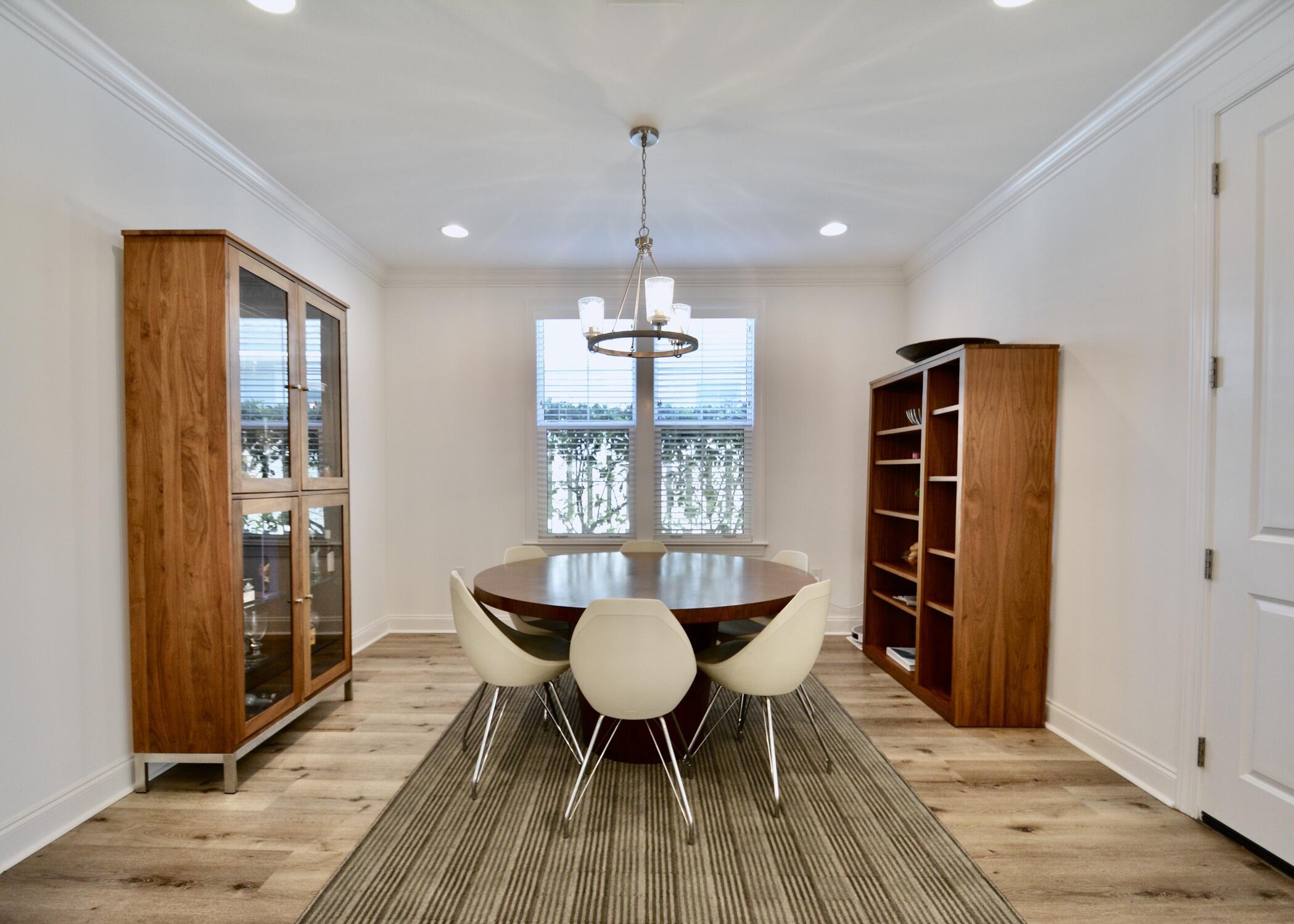 81 Windrow Way