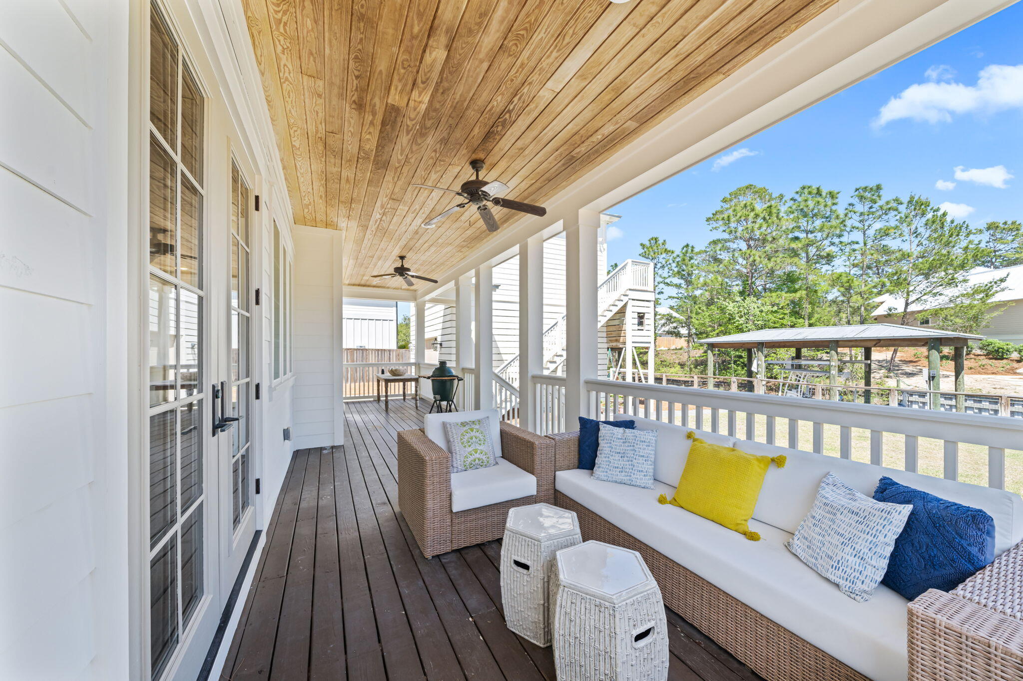 578 W Point Washington Road