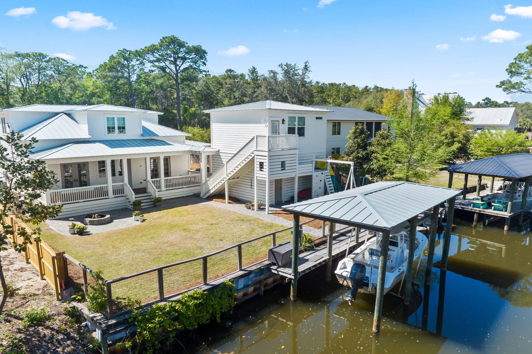 578 W Point Washington Road