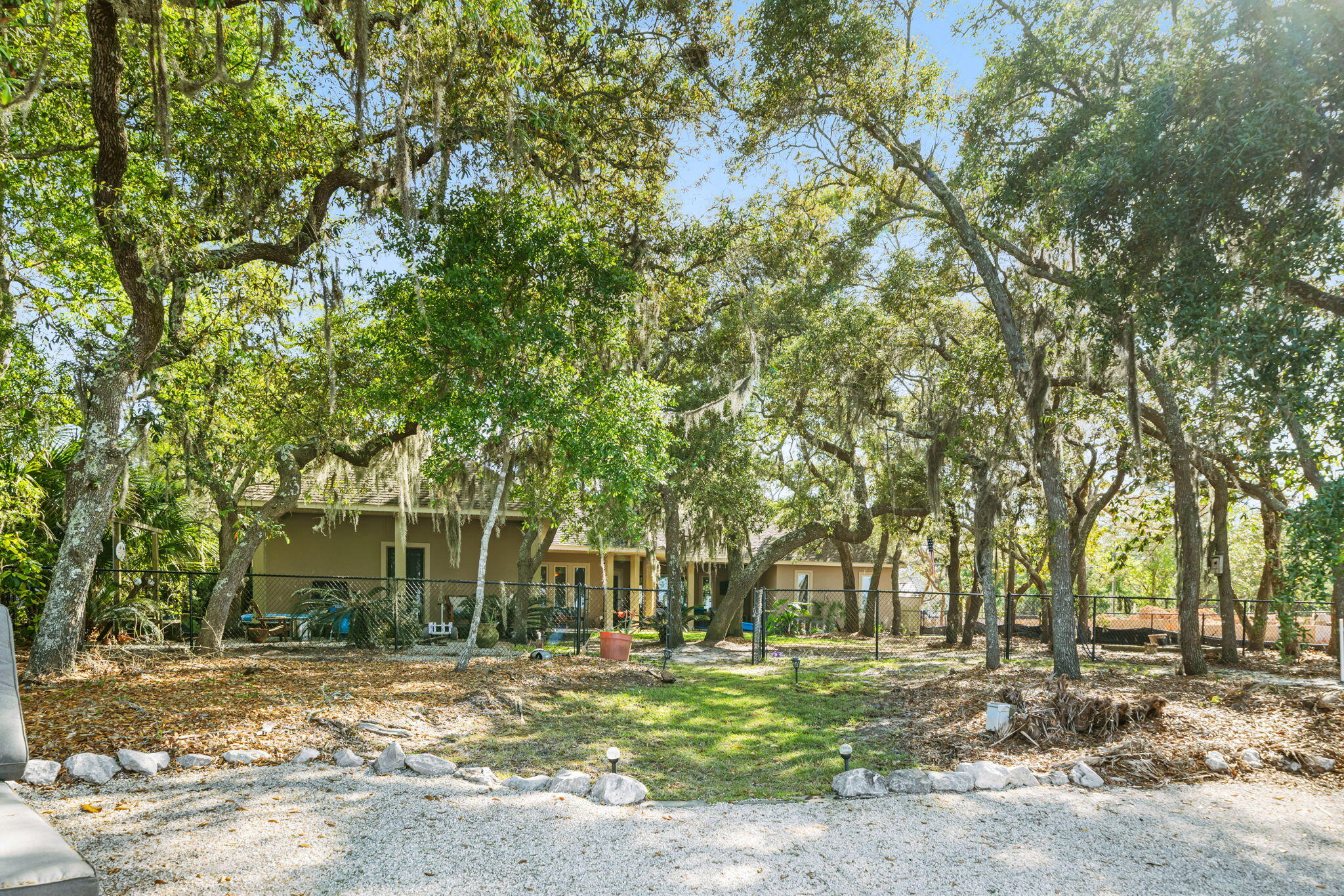 1551 E Nursery Road