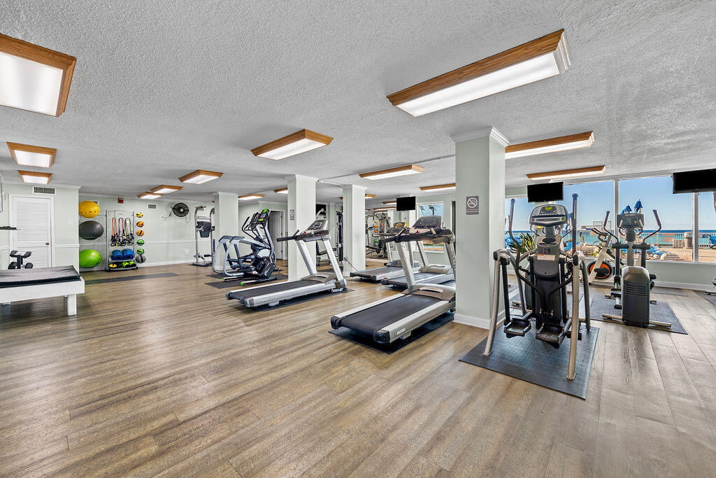 5801 Thomas Drive UNIT 1411