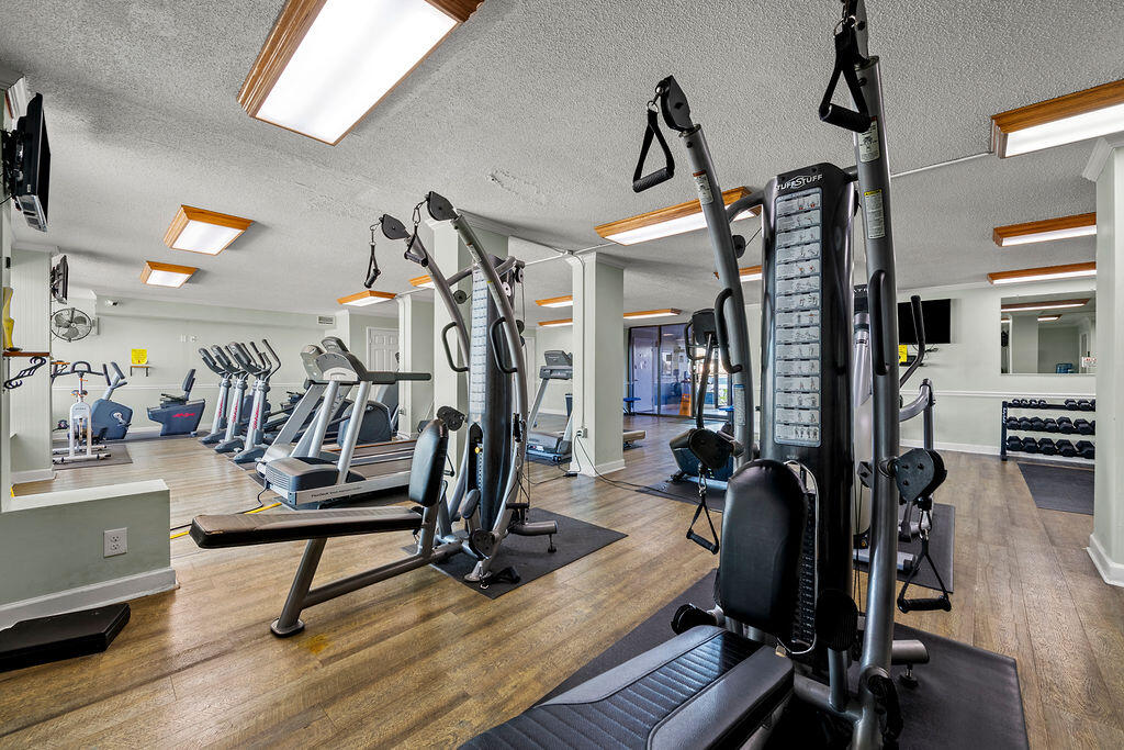 5801 Thomas Drive UNIT 1411