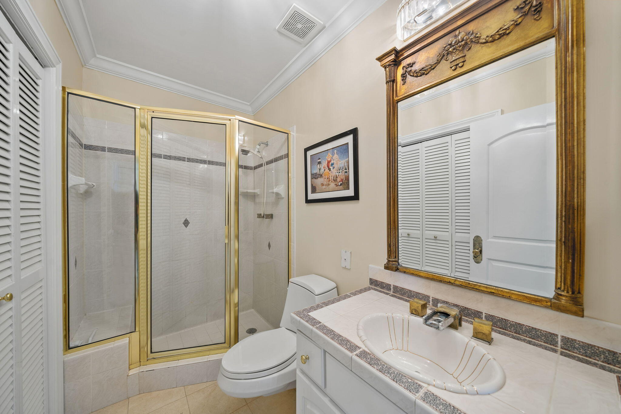 5801 Thomas Drive UNIT 1411
