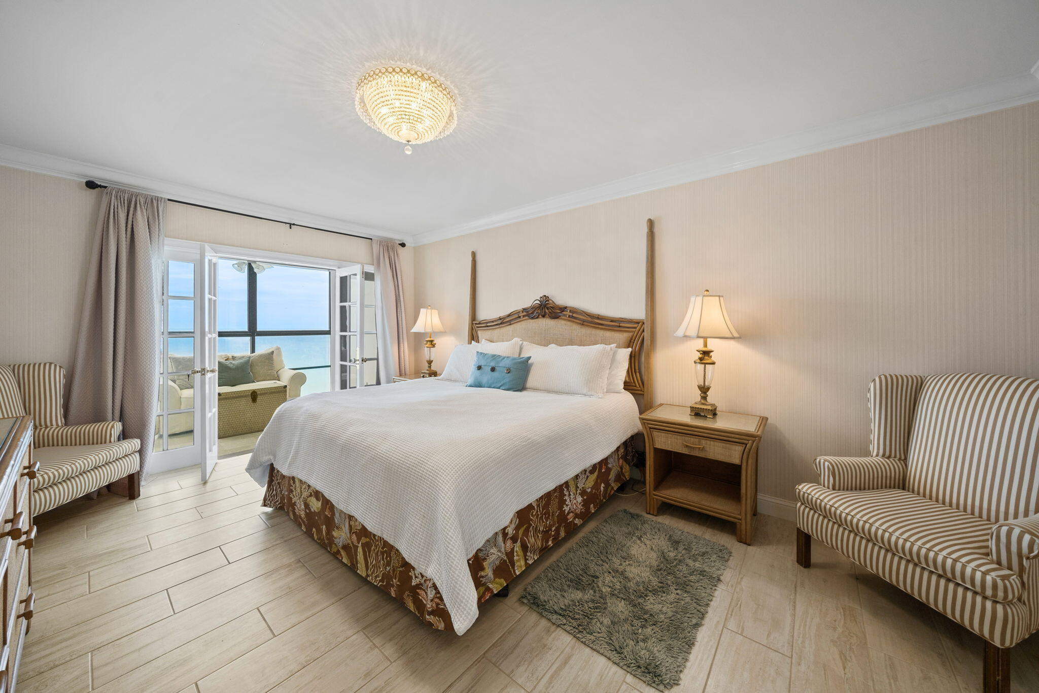 5801 Thomas Drive UNIT 1411