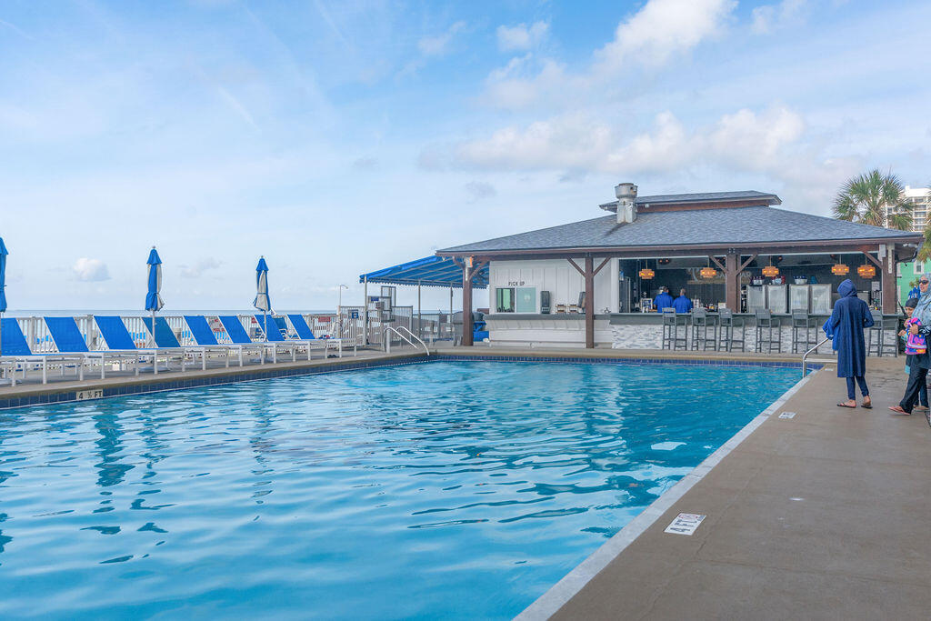 5801 Thomas Drive UNIT 1411