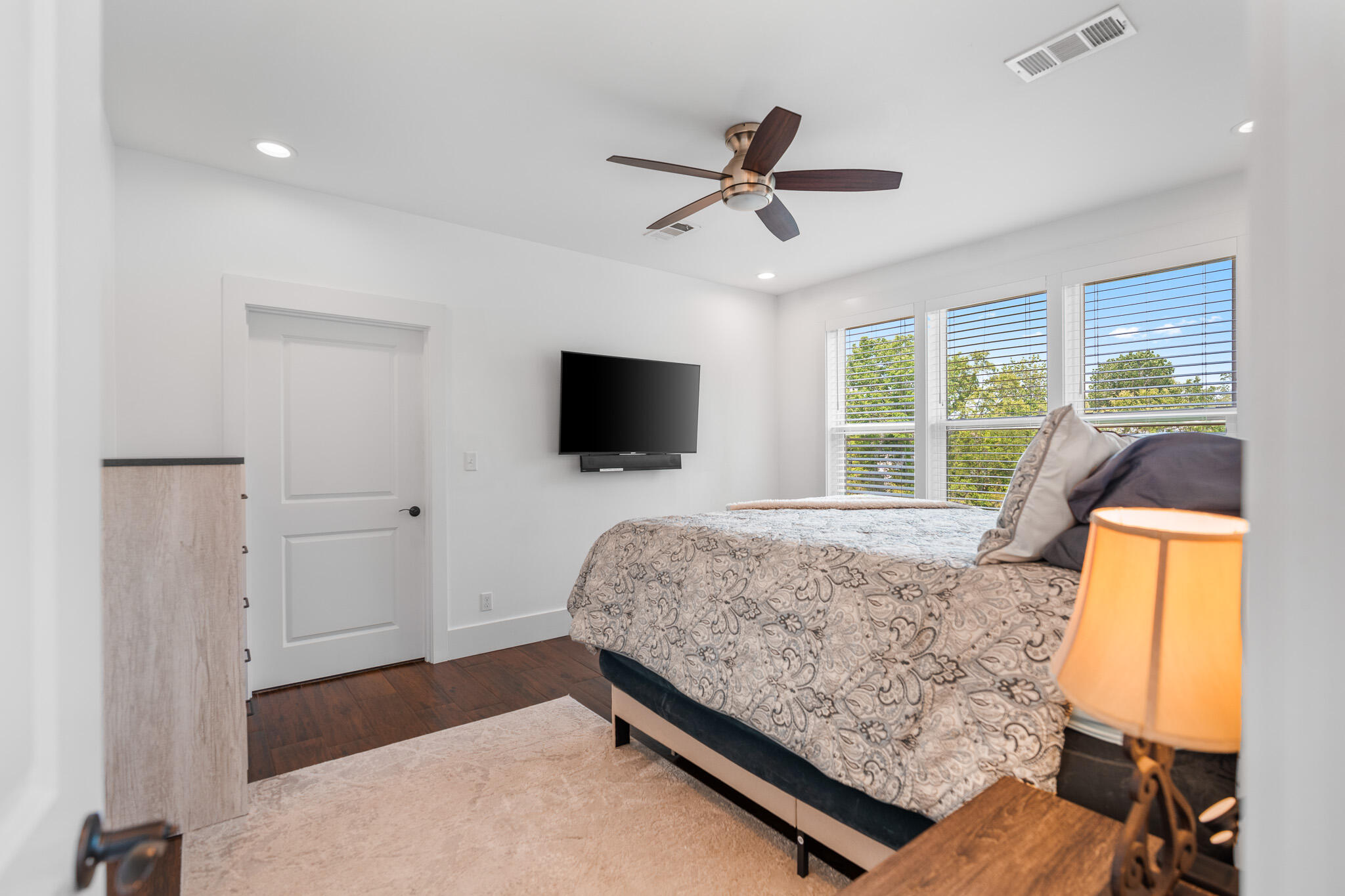 67 Beacon Point Drive