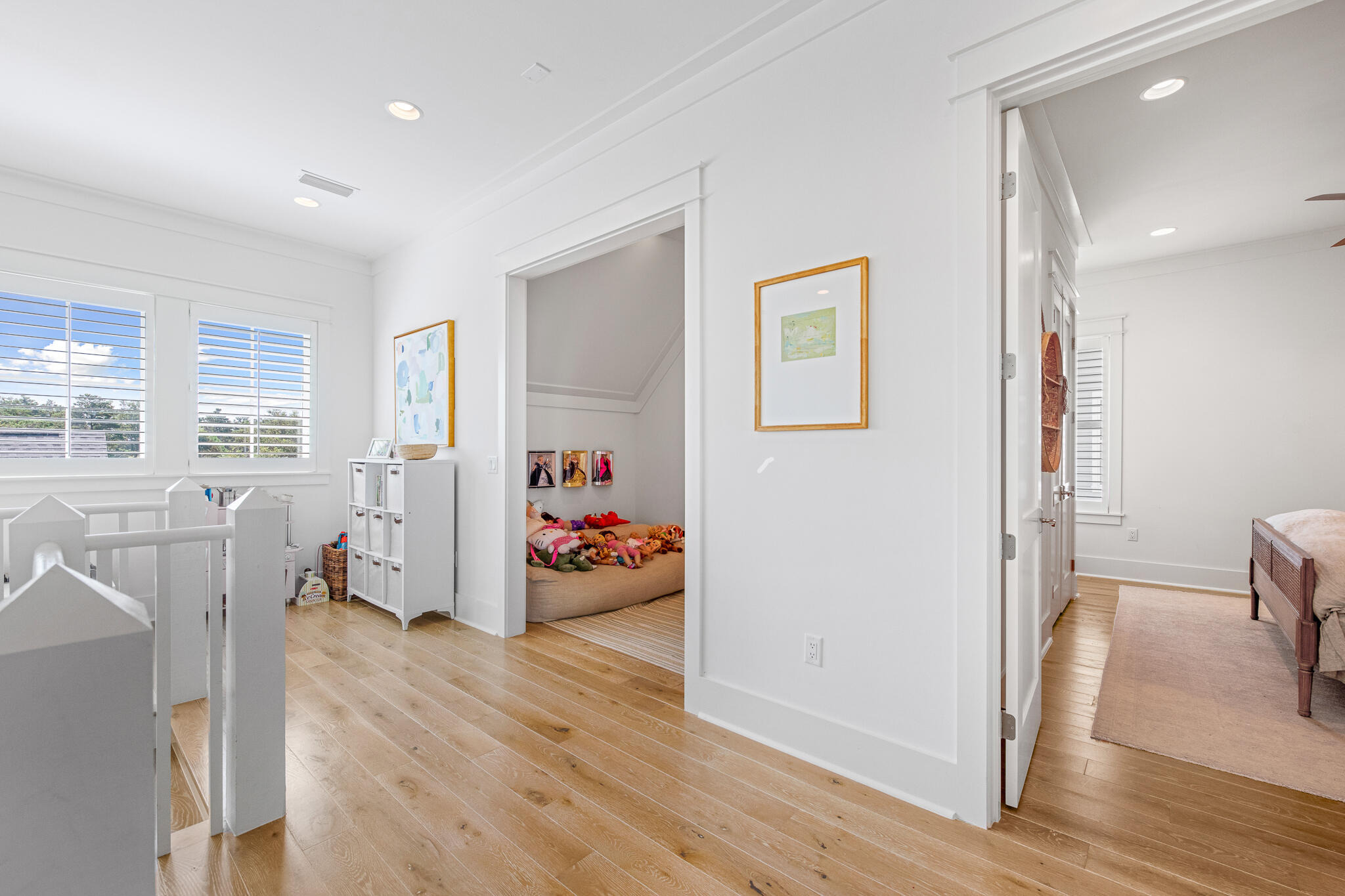 16 Medley Street