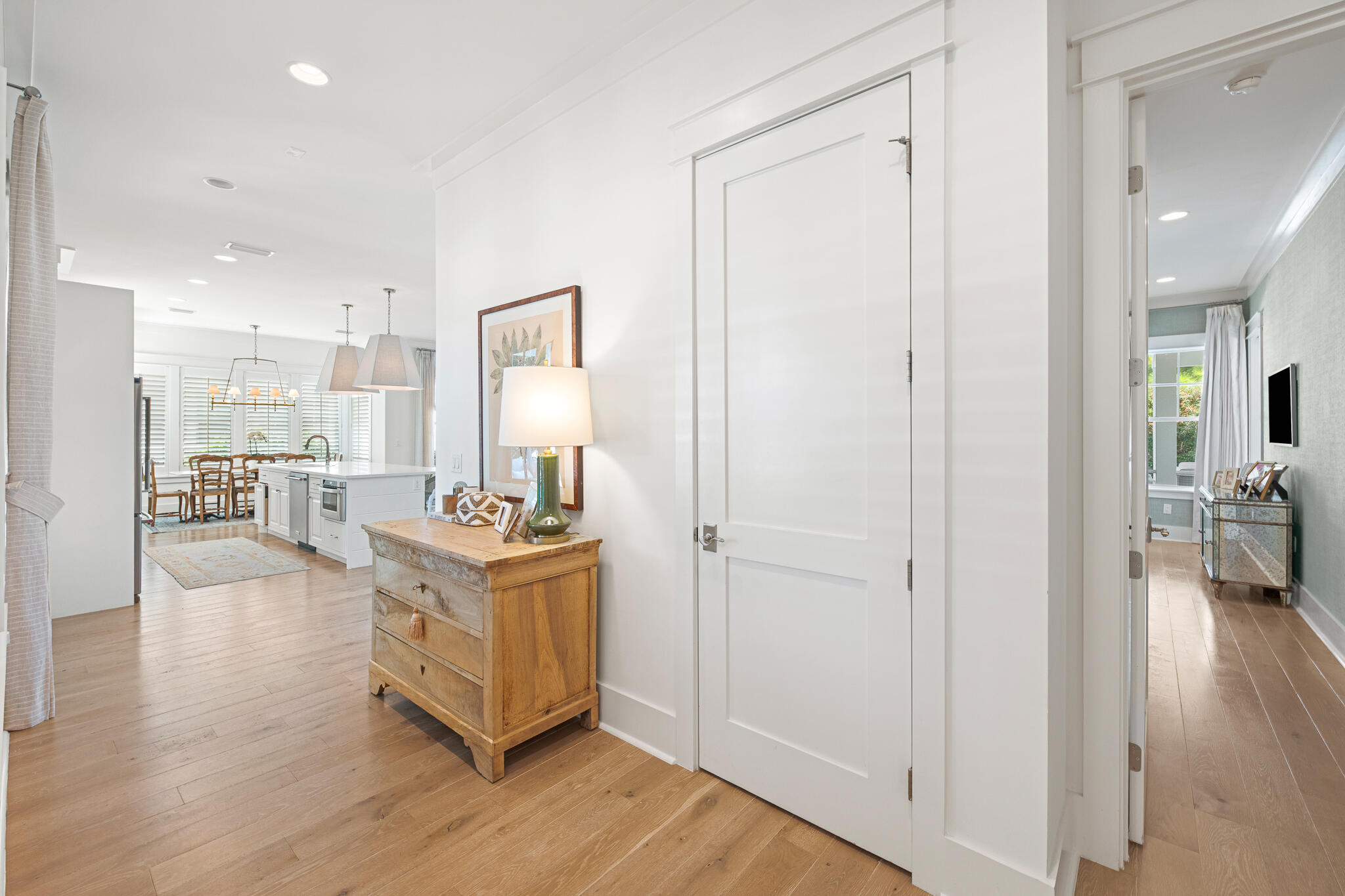 16 Medley Street